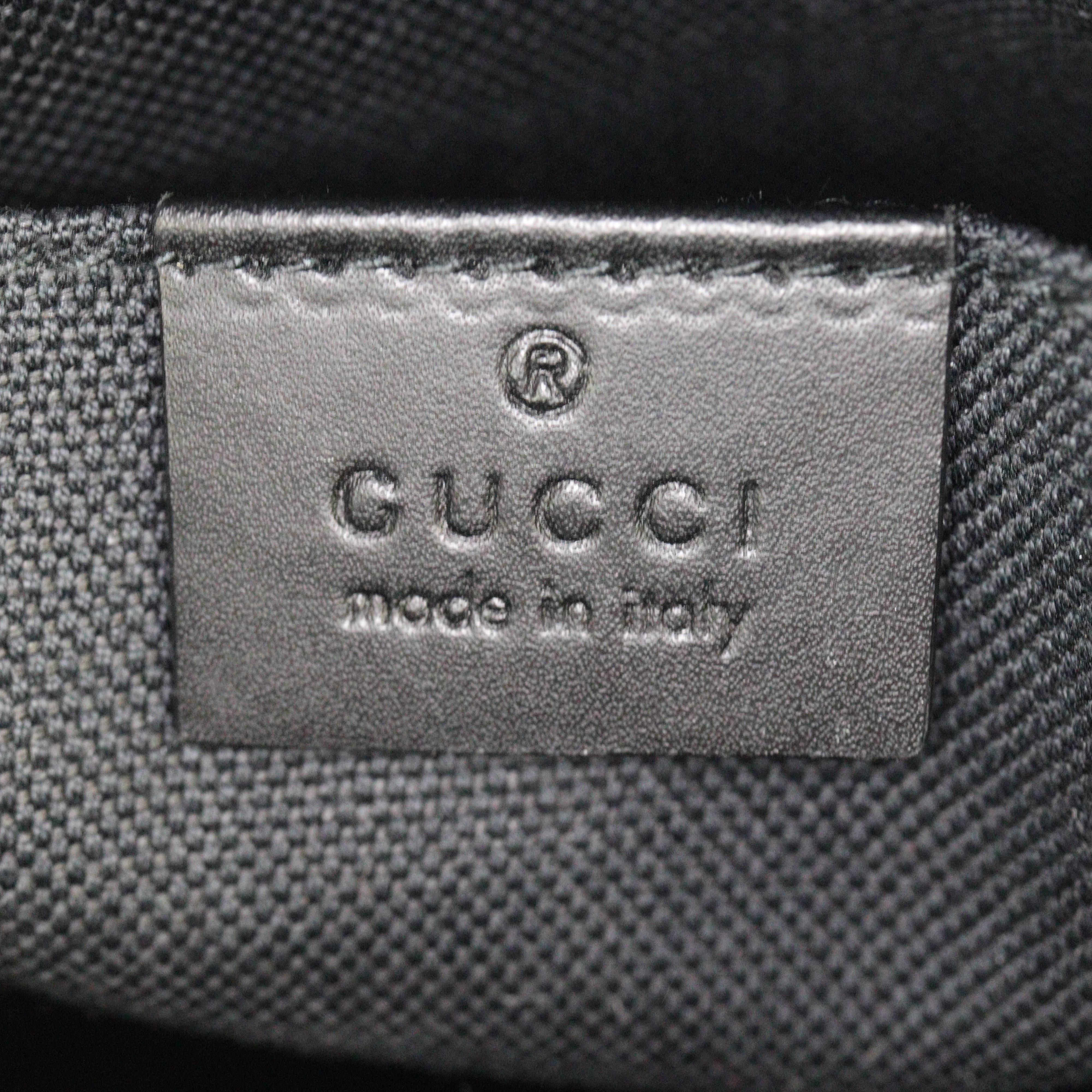 Gucci GG Supreme Messenger Bag Small