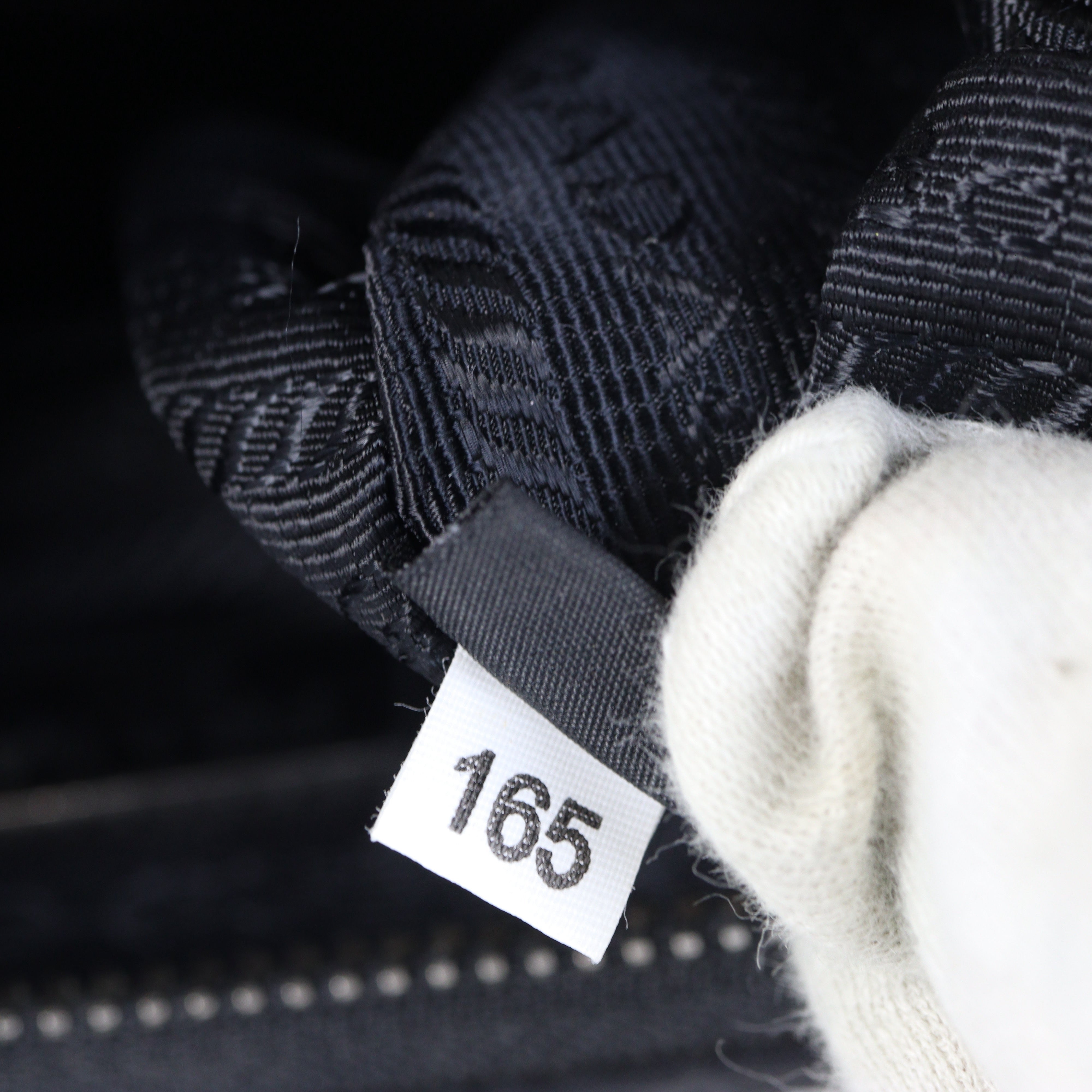 Prada Re-Edition 2005 Tessuto Shoulder Bag