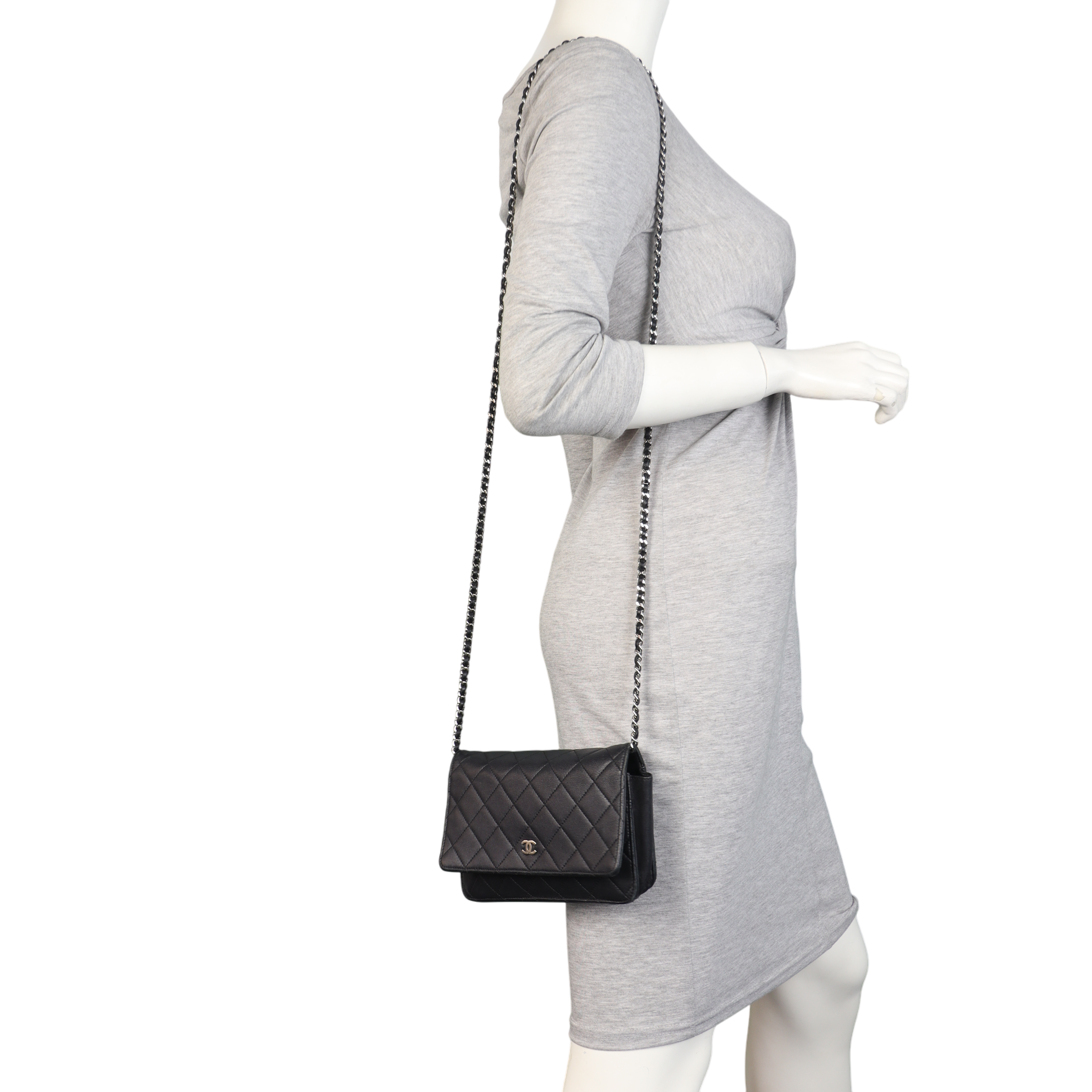 Chanel Classic Wallet on Chain