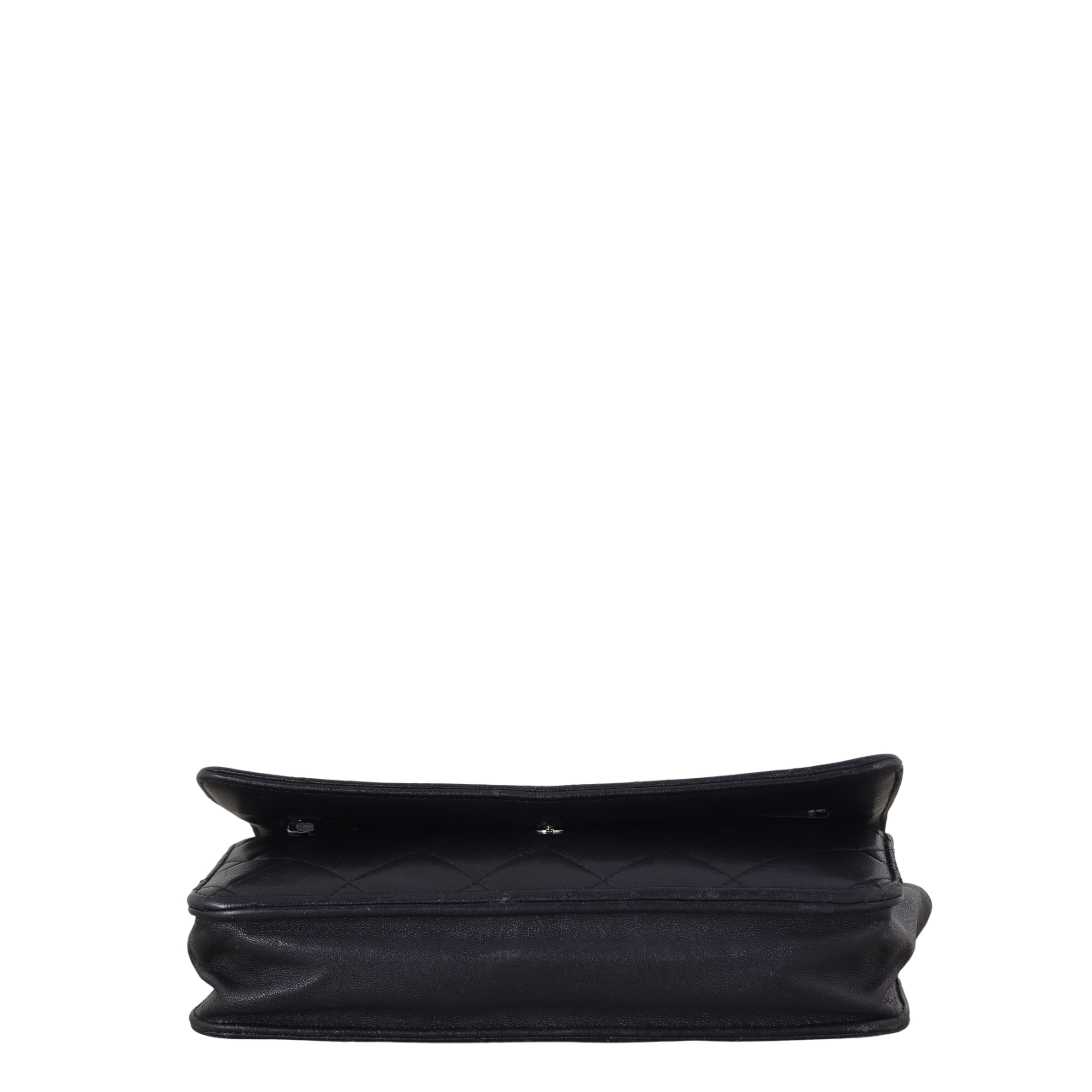 Chanel Classic Wallet on Chain