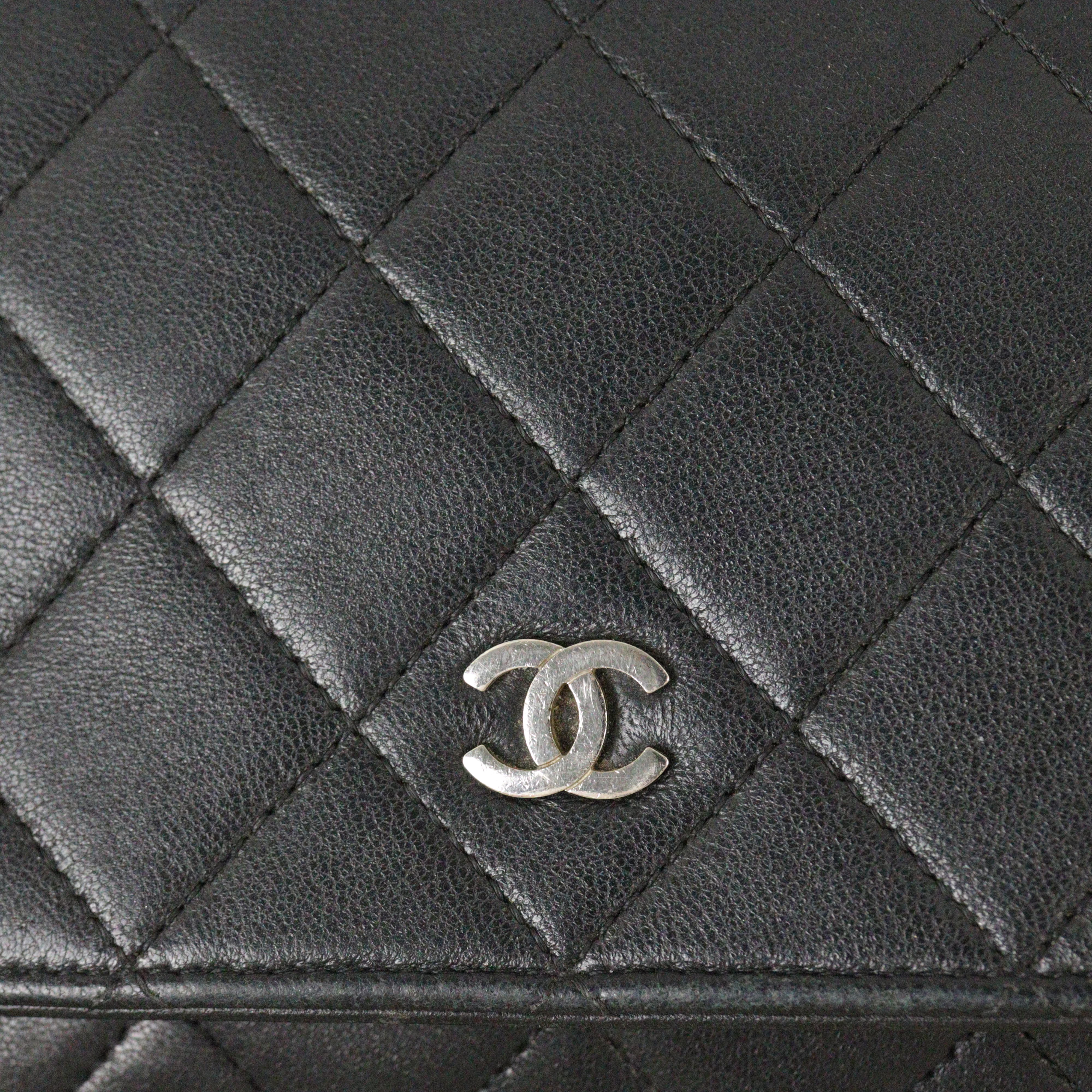 Chanel Classic Wallet on Chain