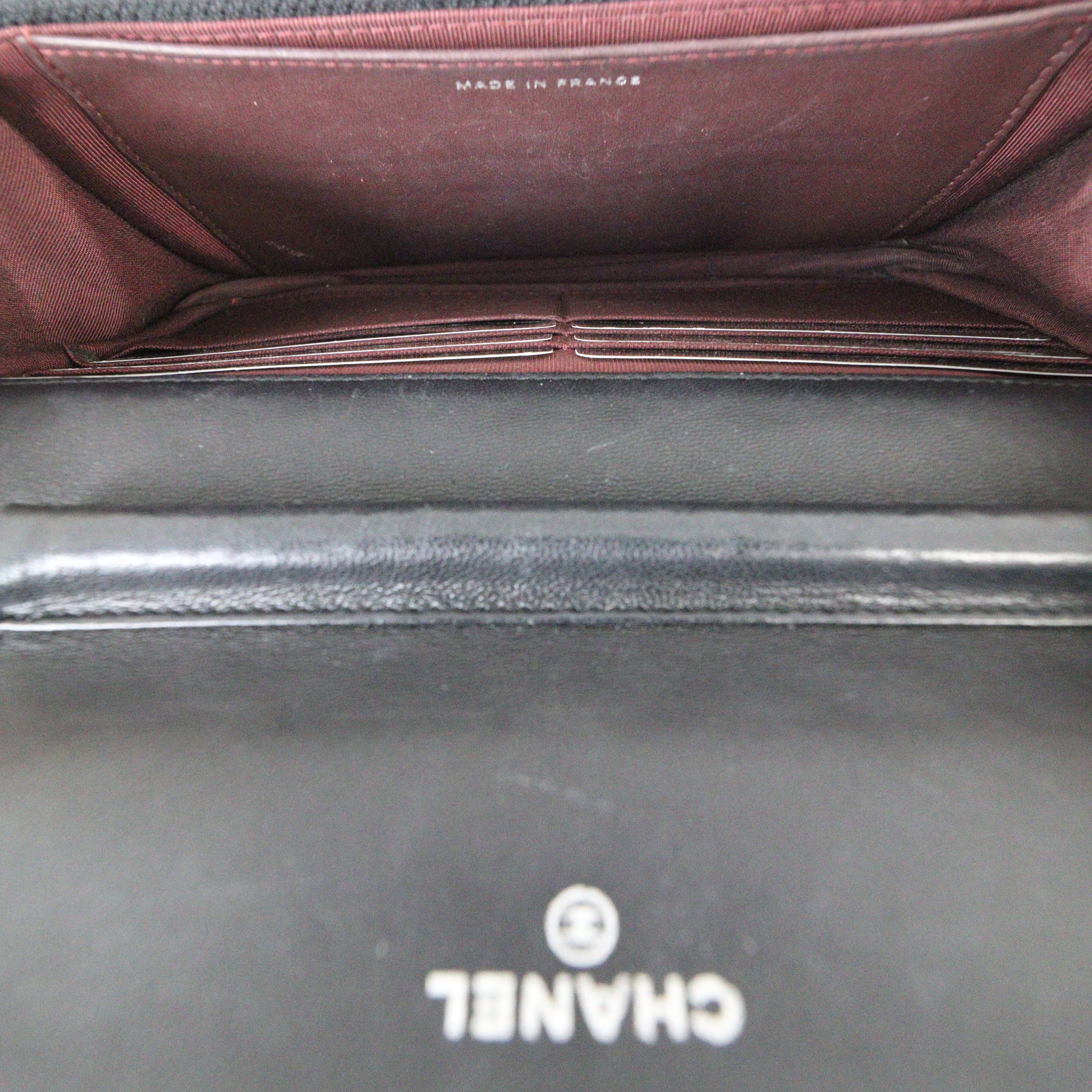 Chanel Classic Wallet on Chain