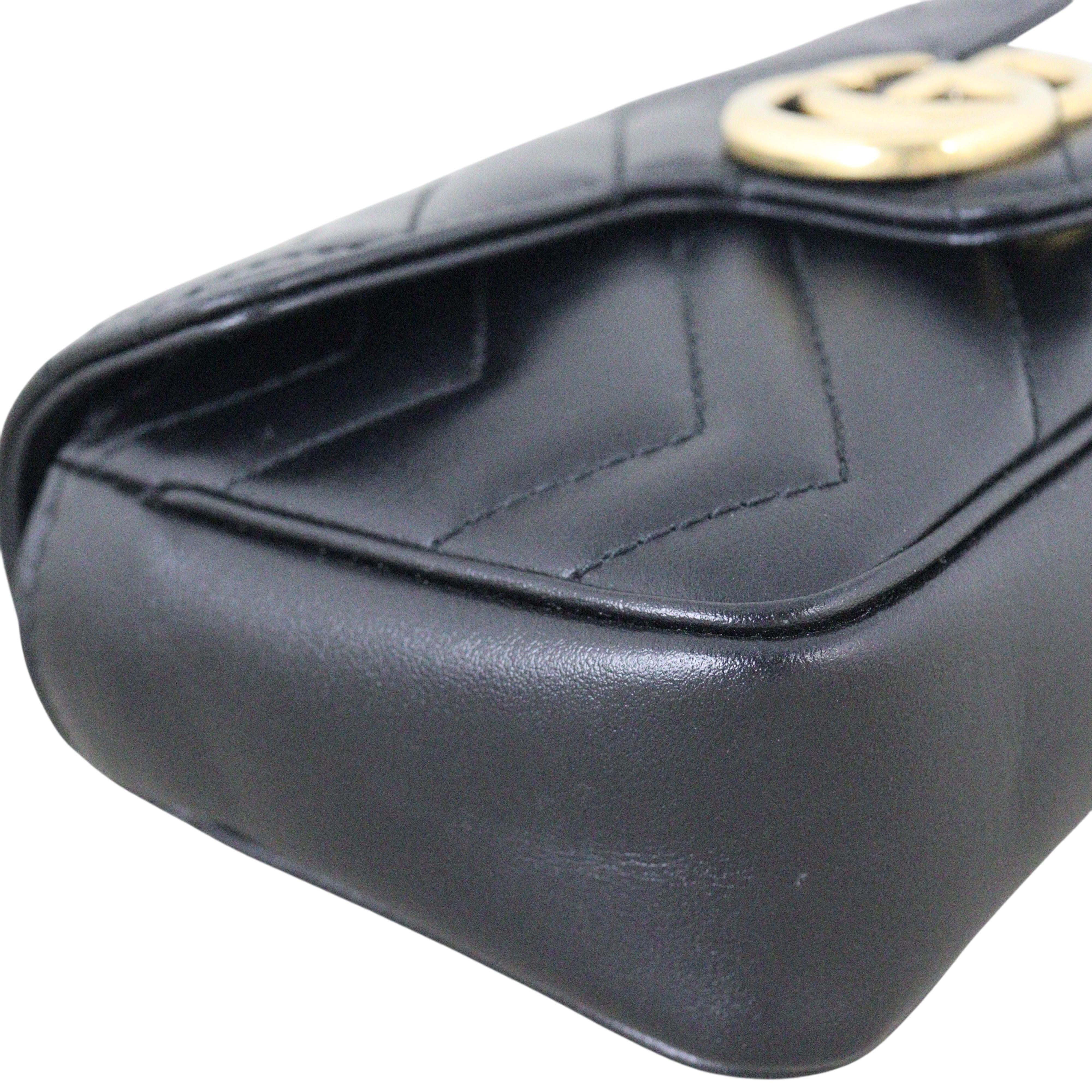 Gucci GG Marmont Super Mini Shoulder Bag