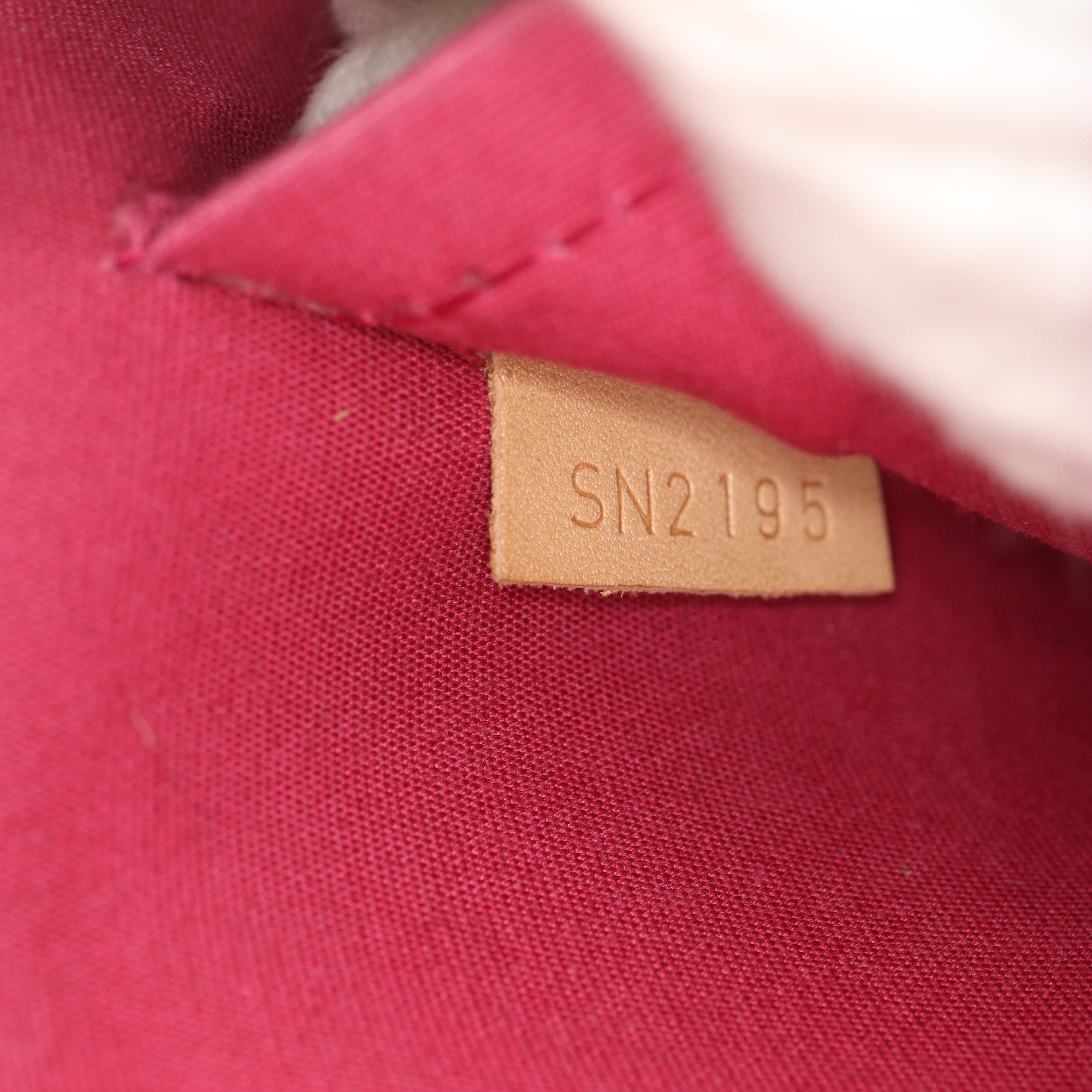 Louis Vuitton Alma BB Monogram Vernis