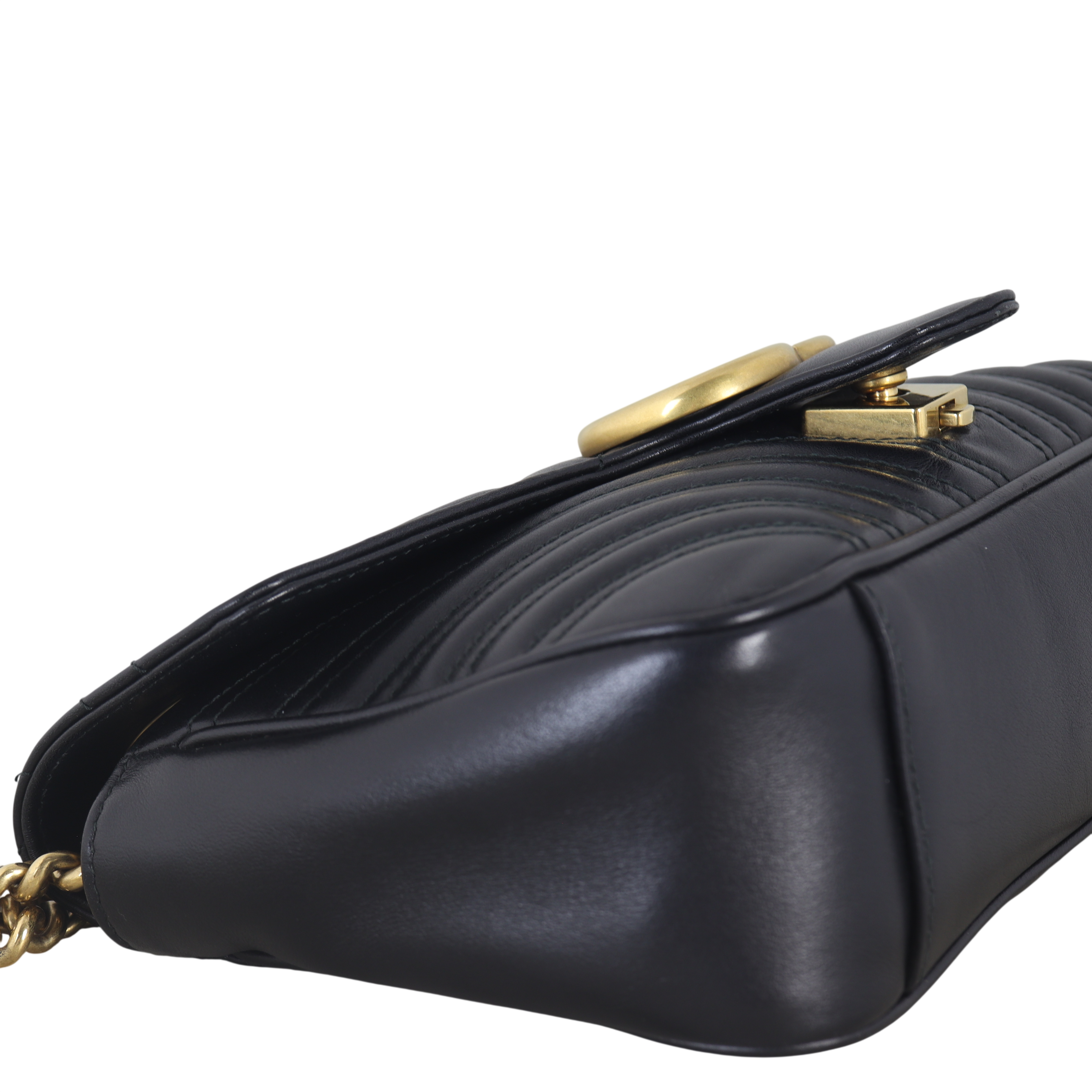 Gucci GG Marmont Matelasse Medium Shoulder Bag