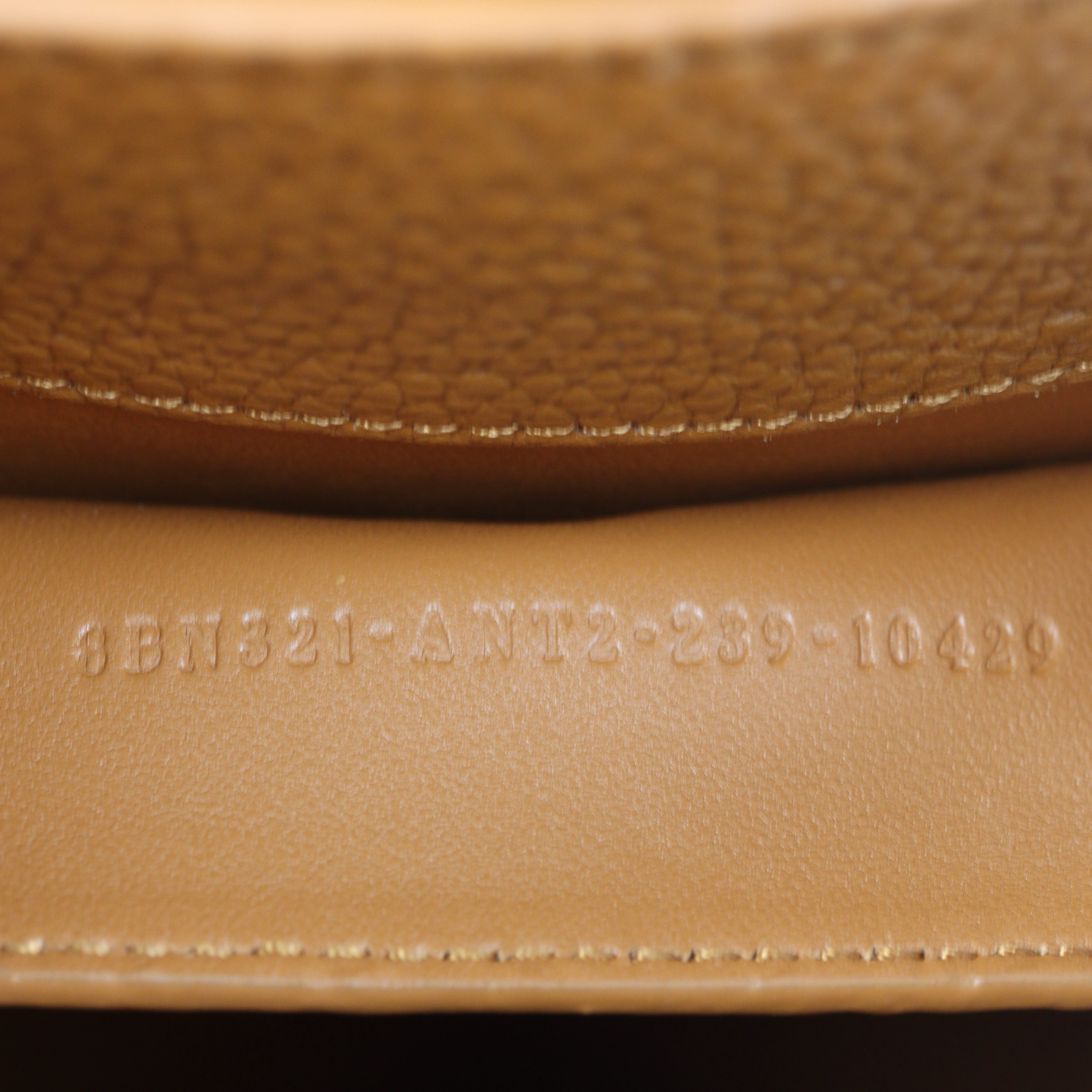 Fendi Peekaboo ISeeU Selleria Medium