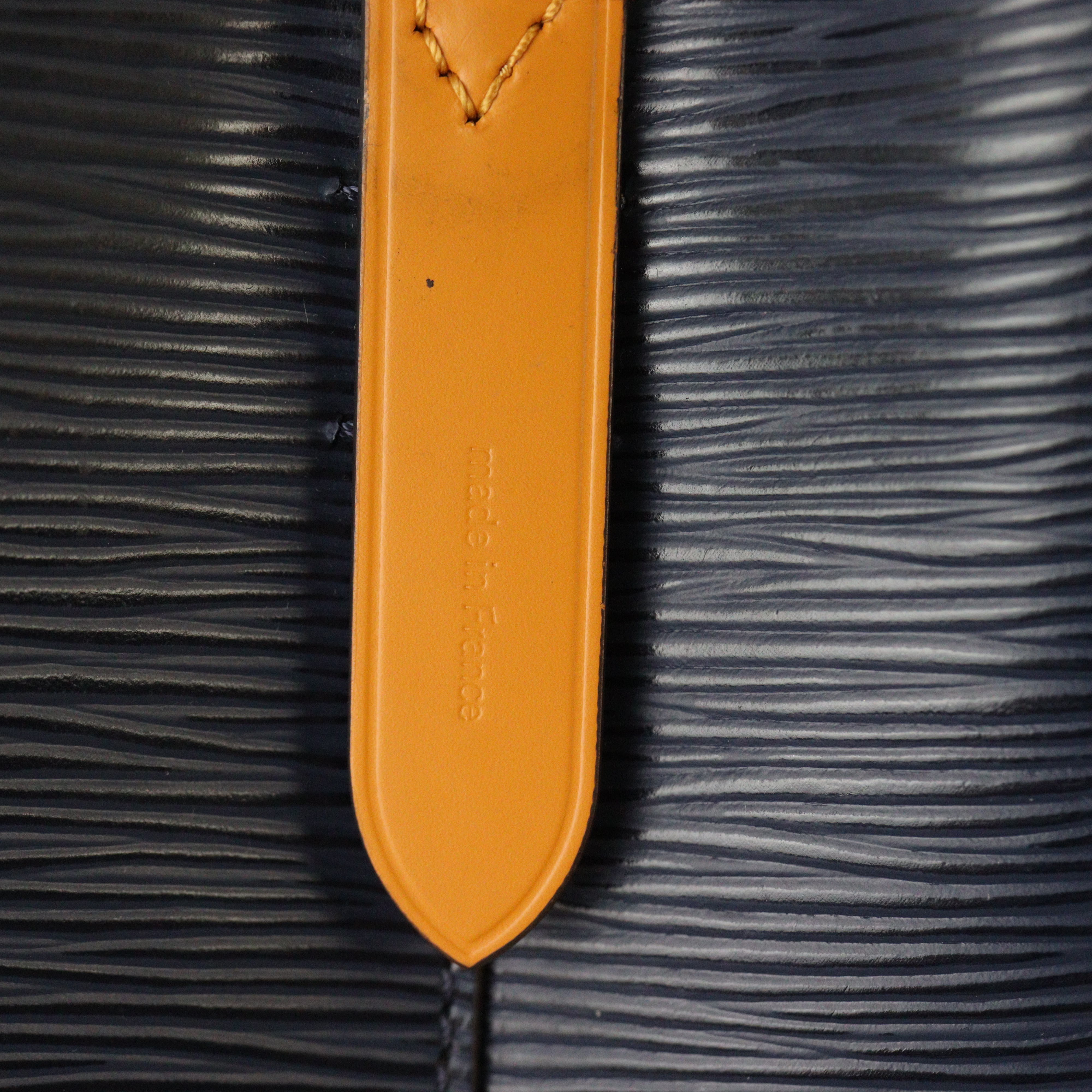 Louis Vuitton NeoNoe BB Epi