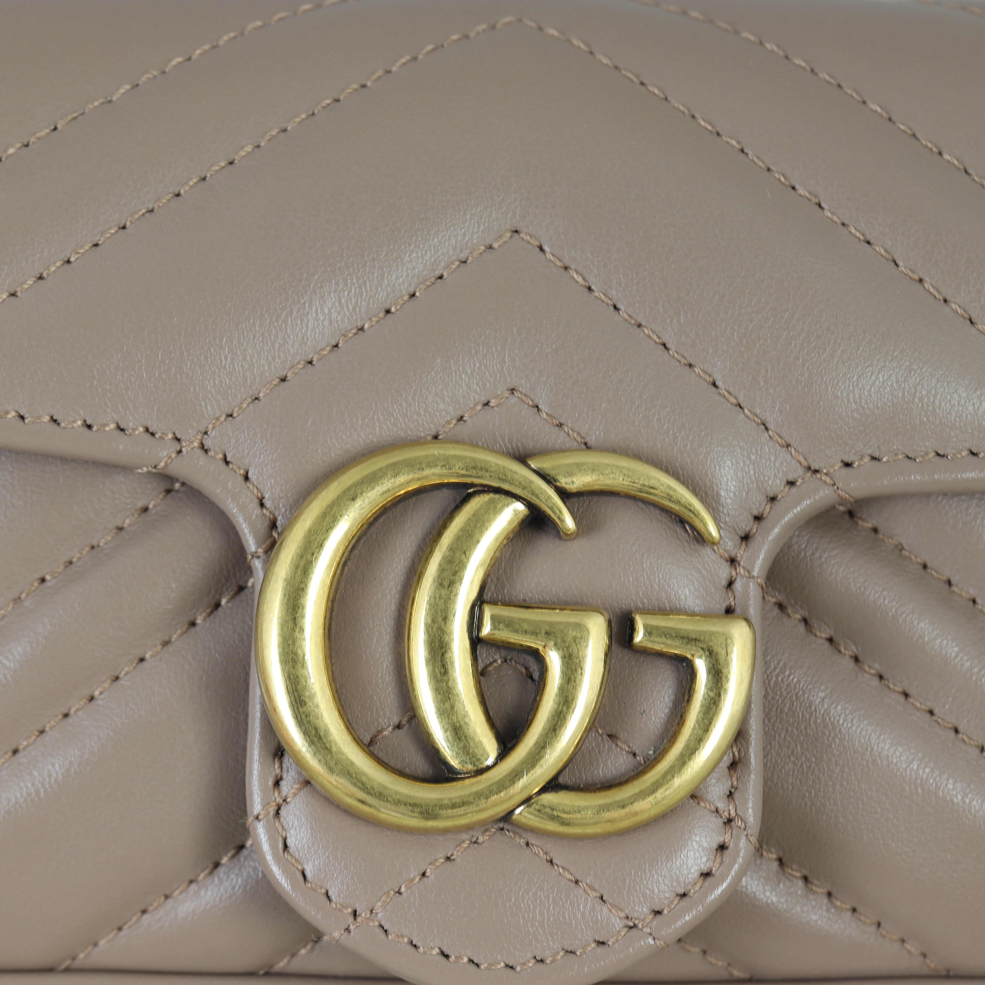 Gucci GG Marmont Matelasse Super Mini Shoulder Bag