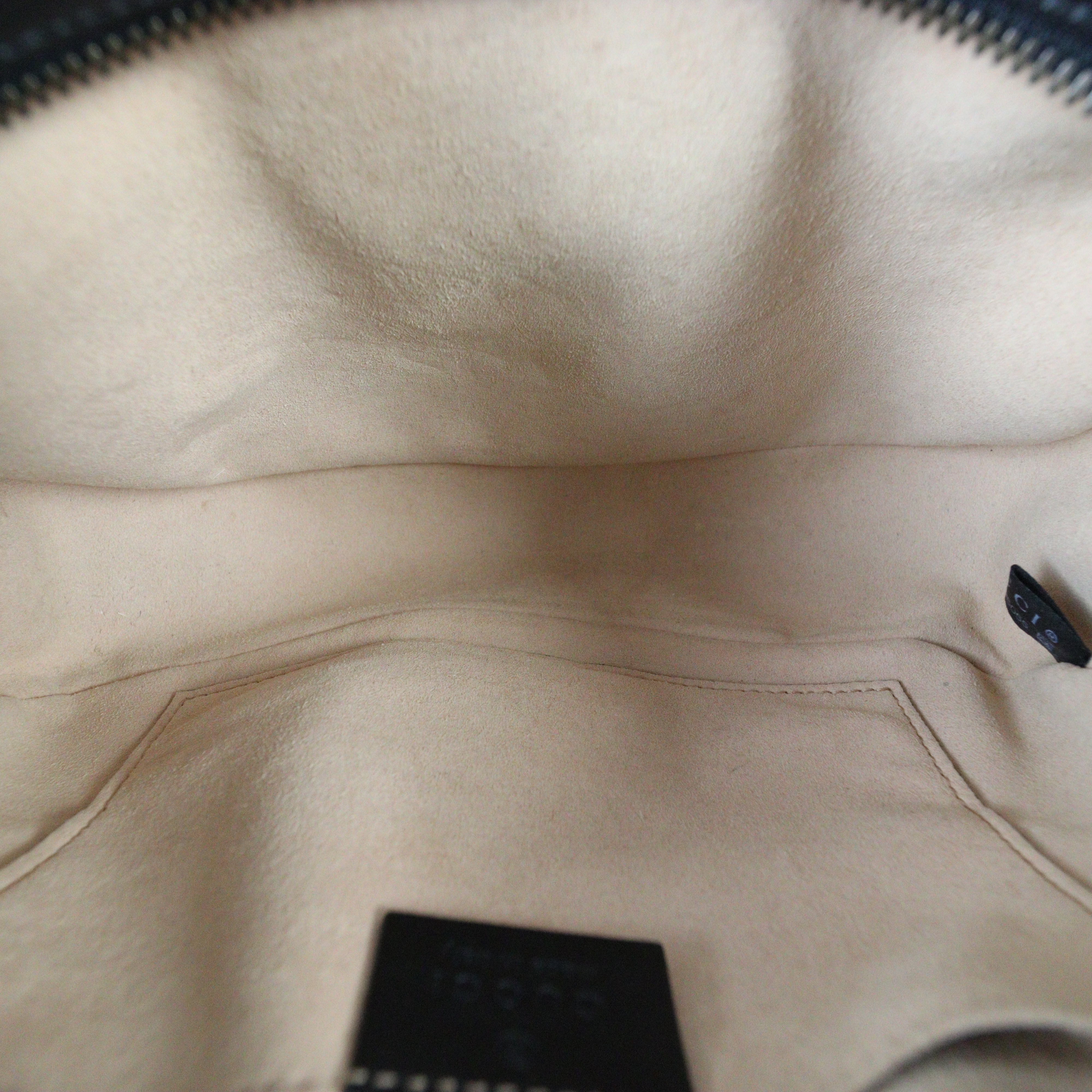 Gucci GG Marmont Small Camera Bag