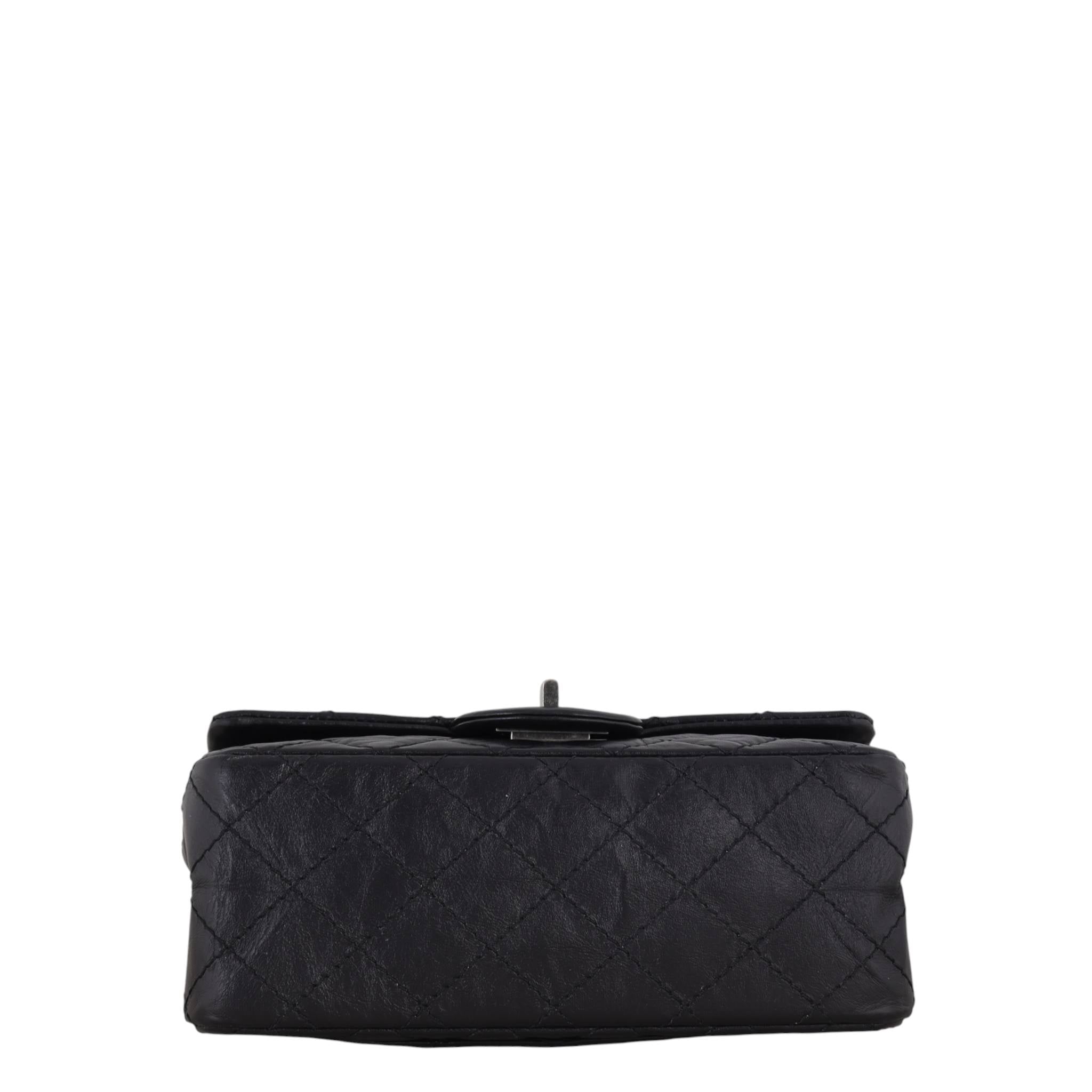 Chanel 2.55 Reissue 224 Single Flap Bag