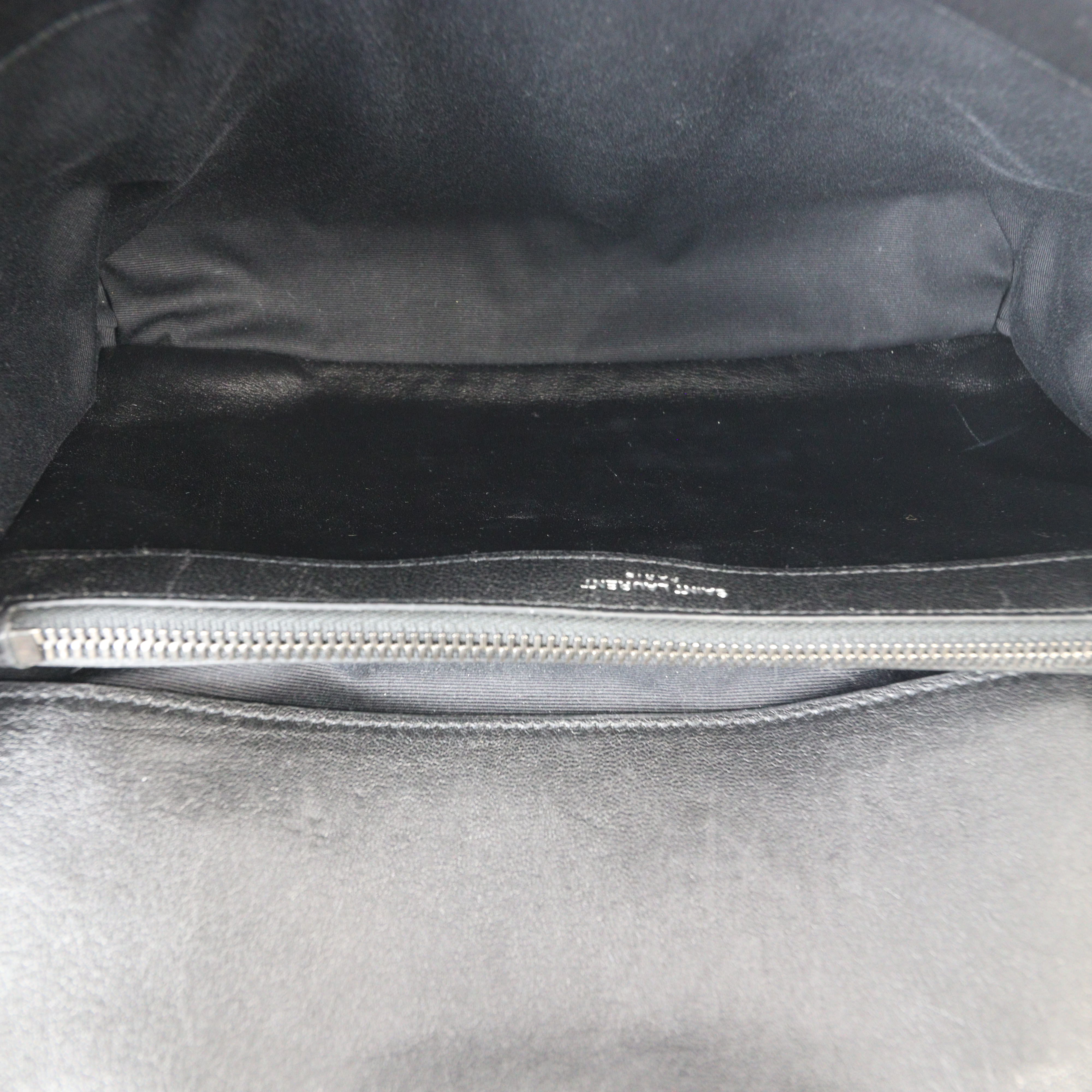 Saint Laurent Classic Medium Tri-Quilt Soft Envelope