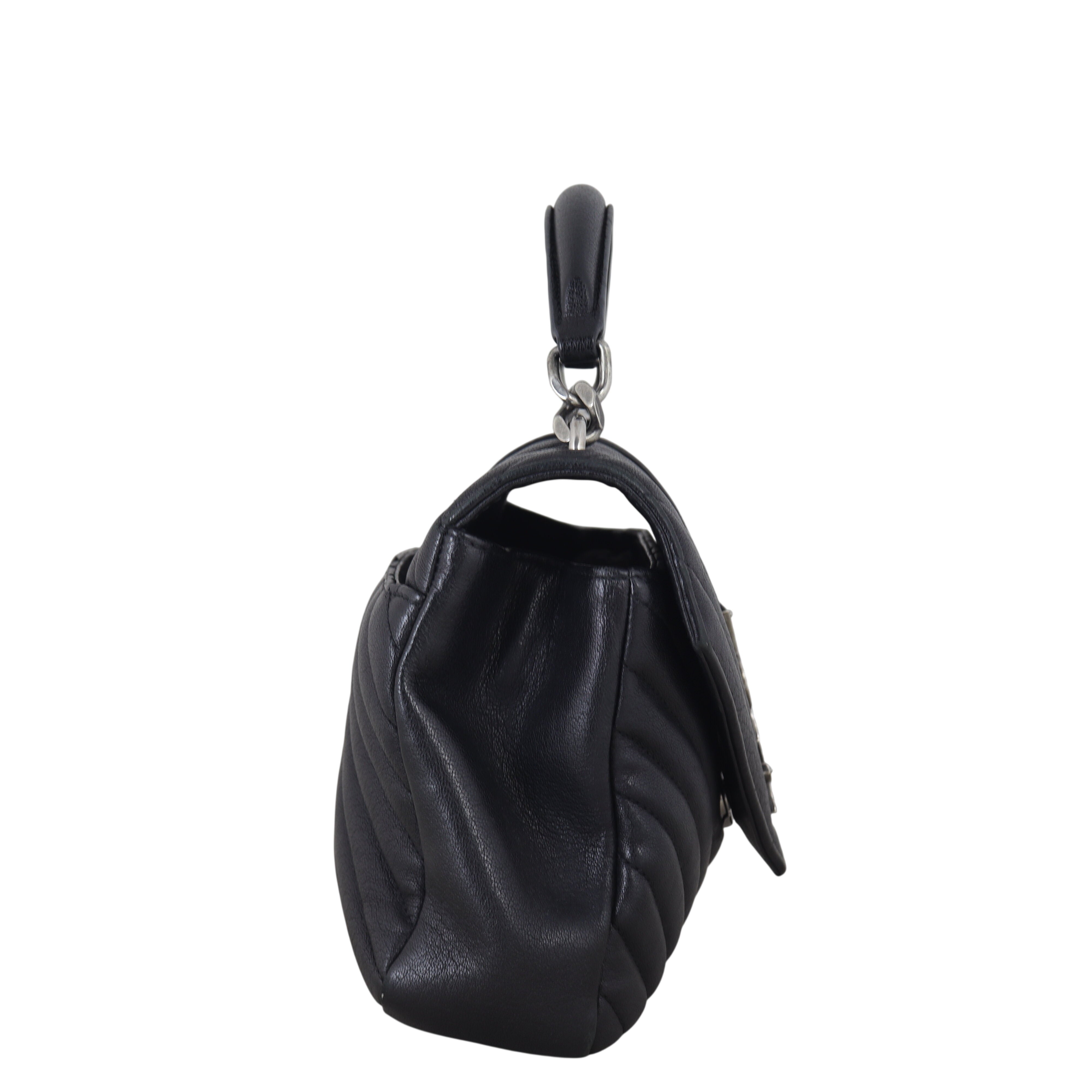 Saint Laurent College Medium