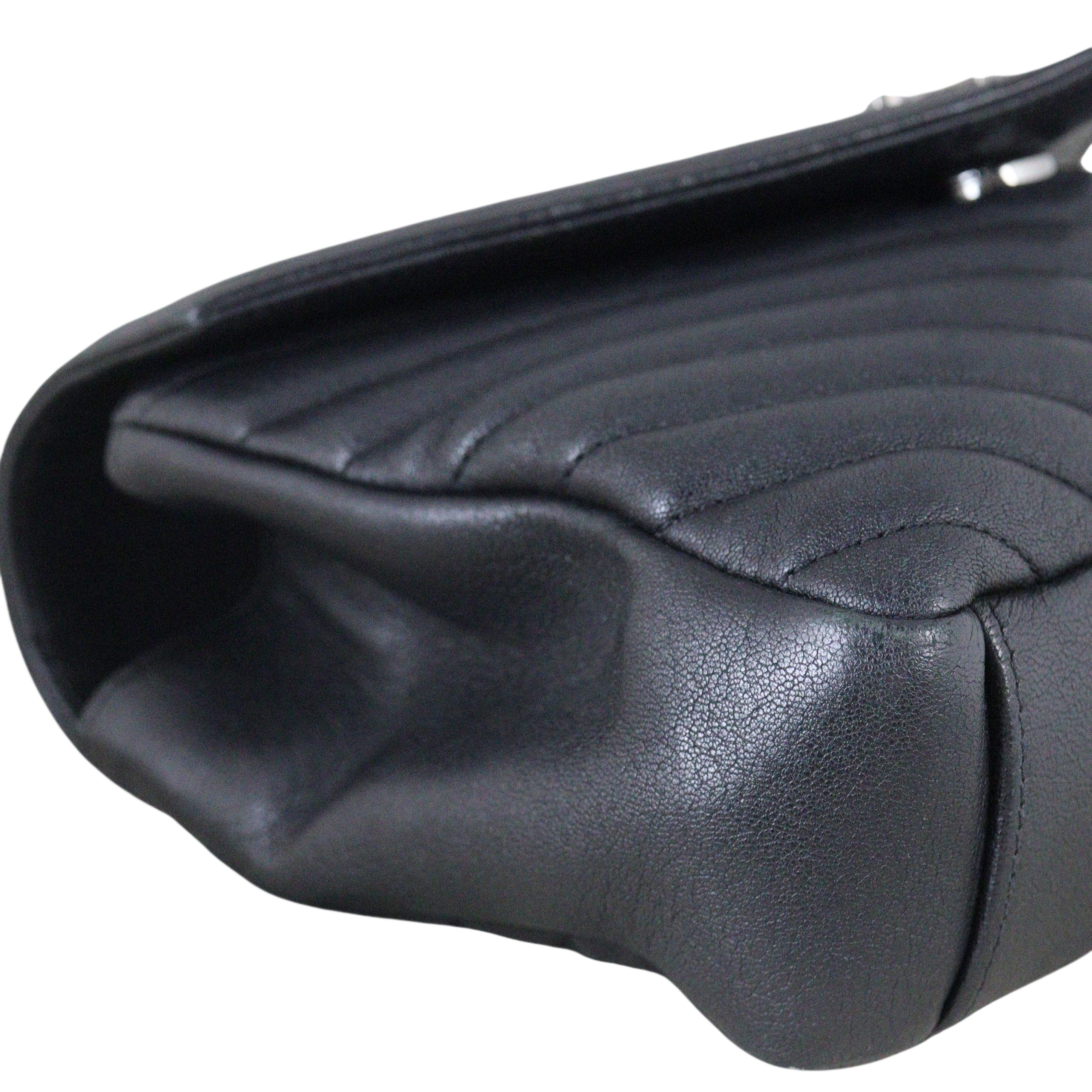 Saint Laurent College Medium