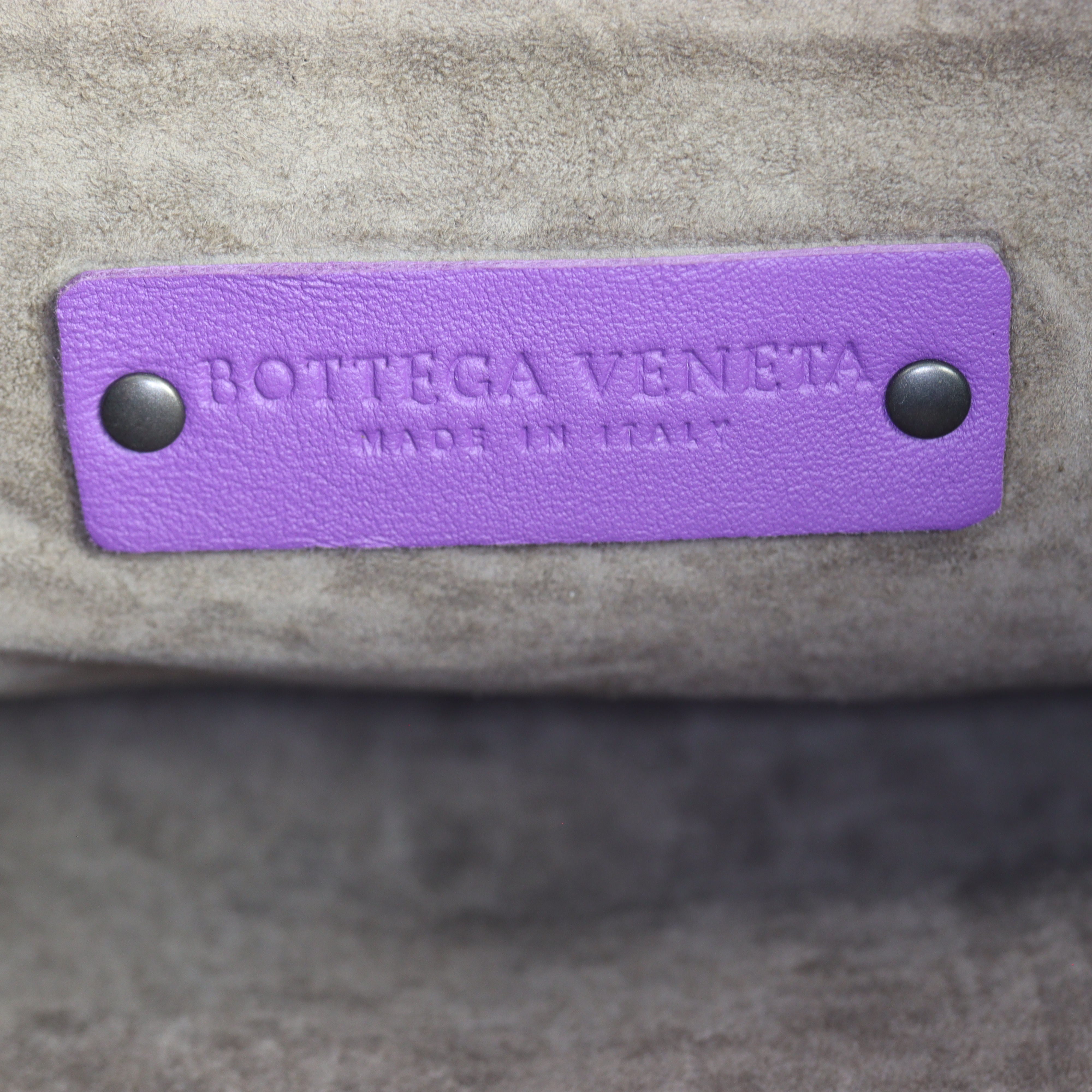 Bottega Veneta Intrecciato Hobo Medium