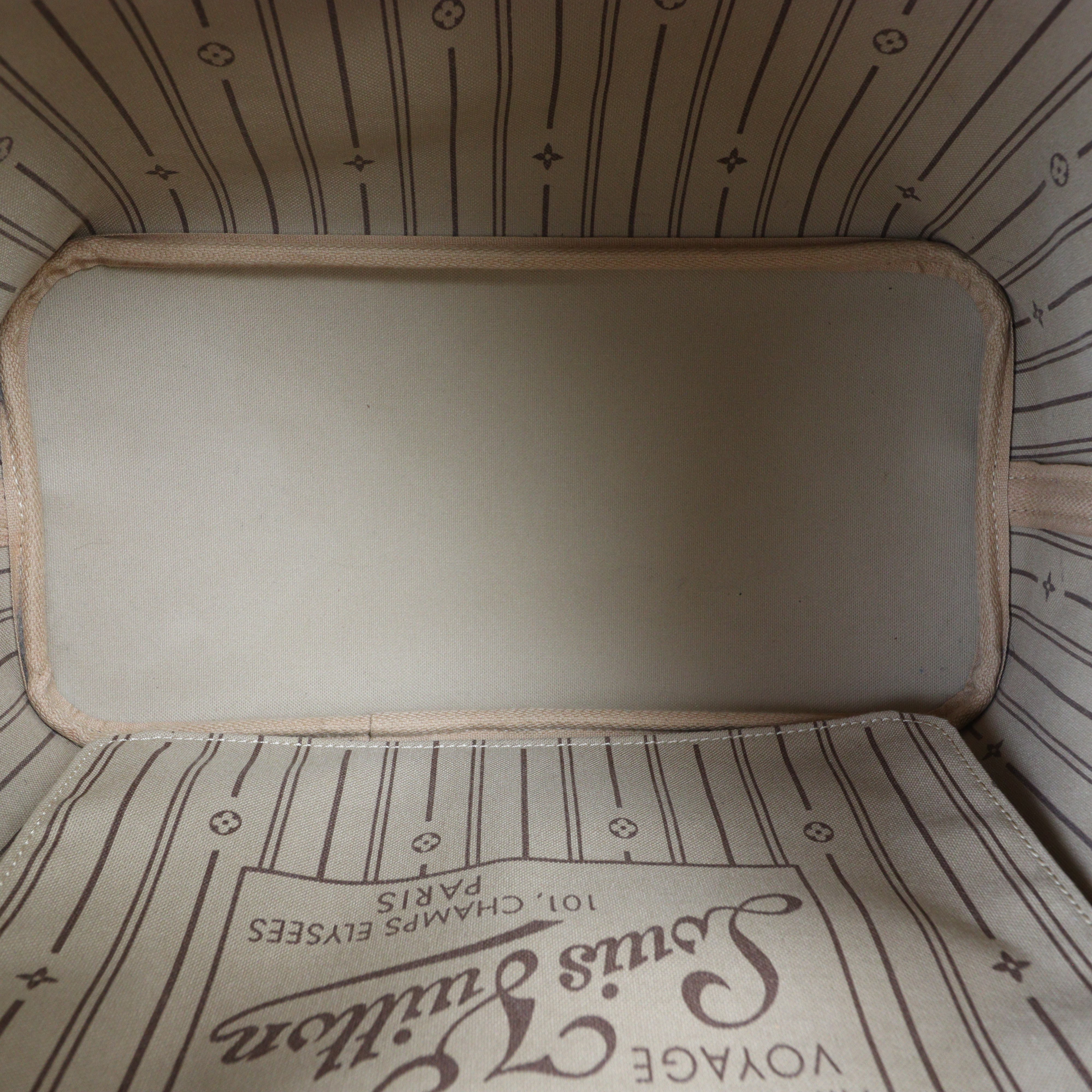 Louis Vuitton Neverfull MM Monogram