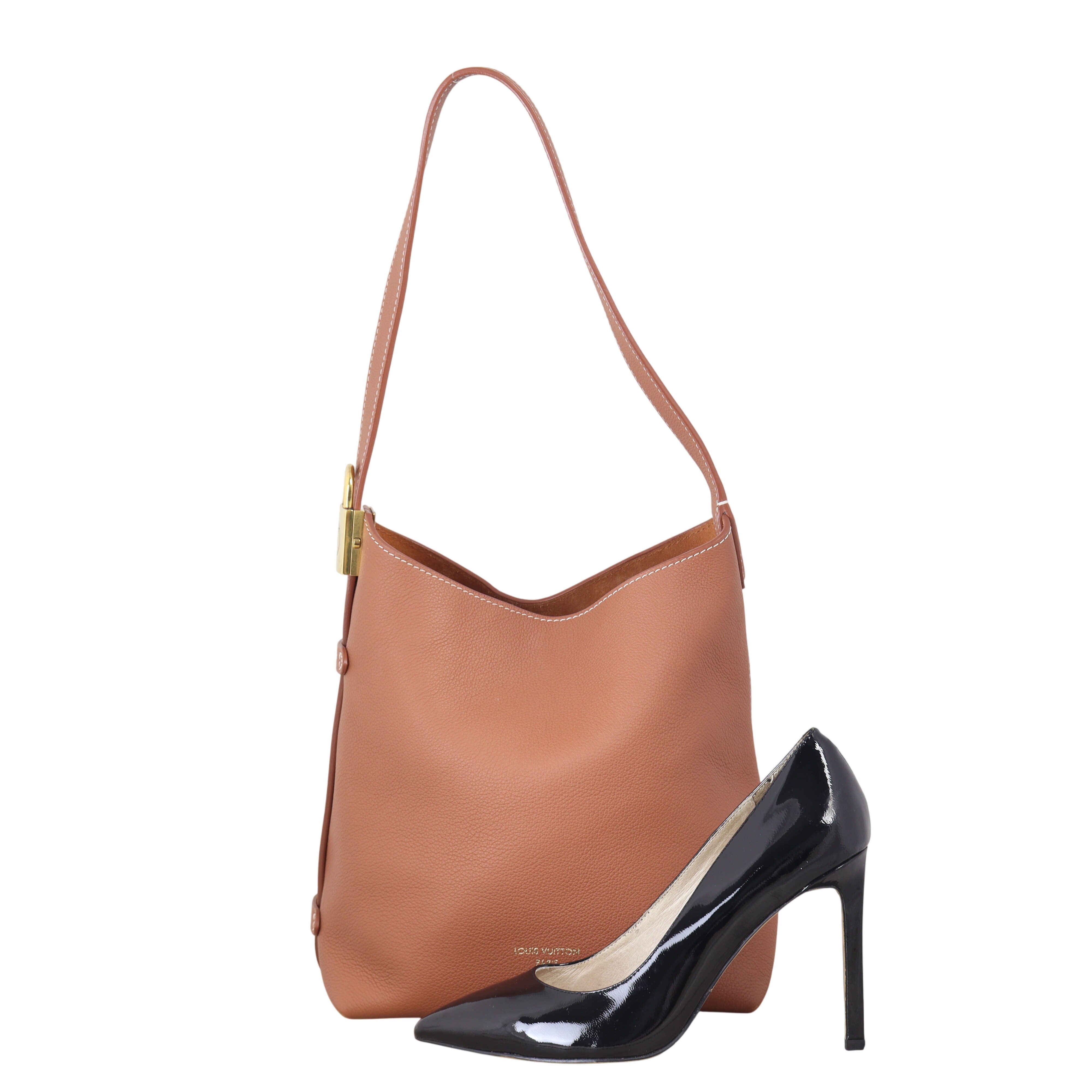 Louis Vuitton Low Key Hobo PM