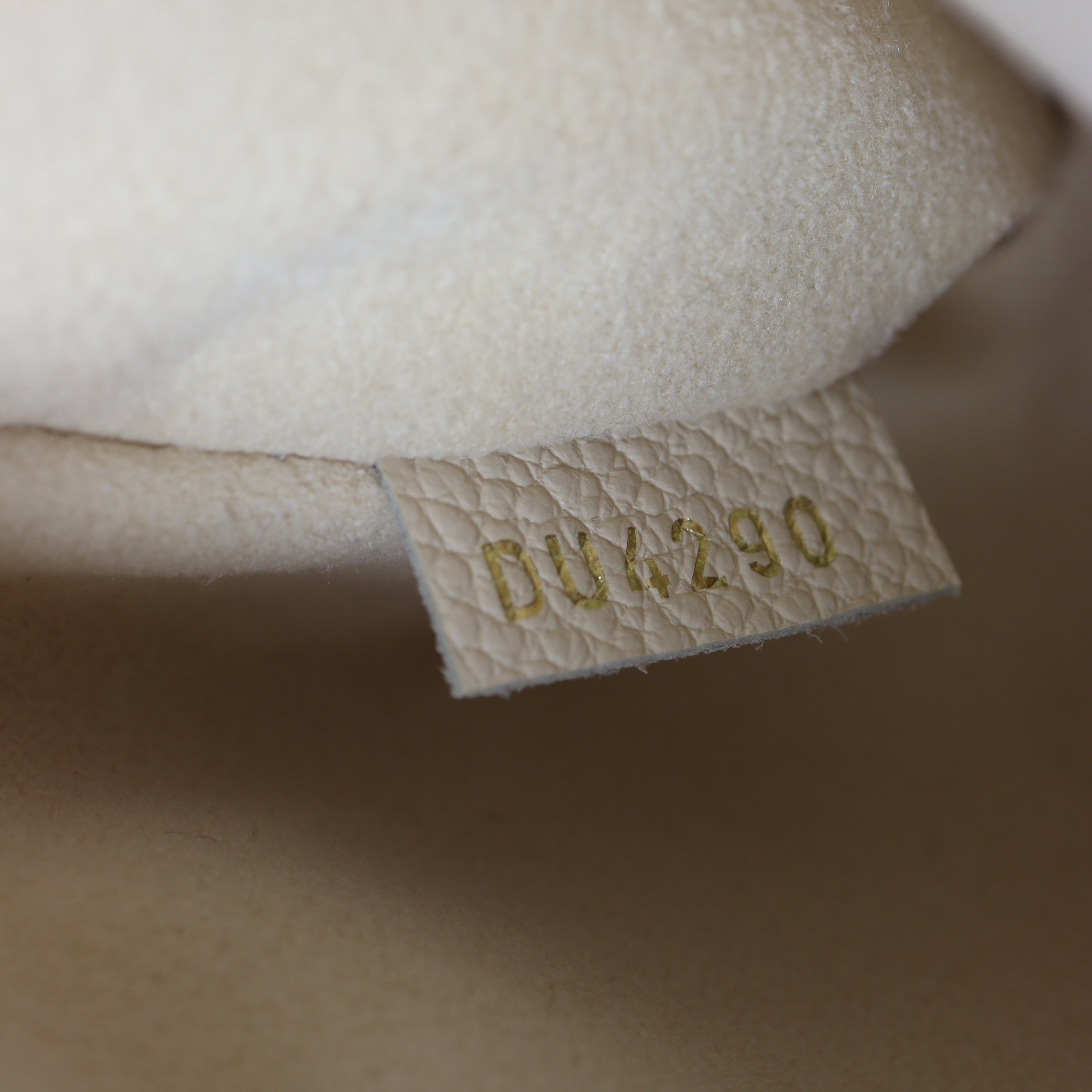 Louis Vuitton OnTheGo PM Monogram Empreinte Giant Bicolour