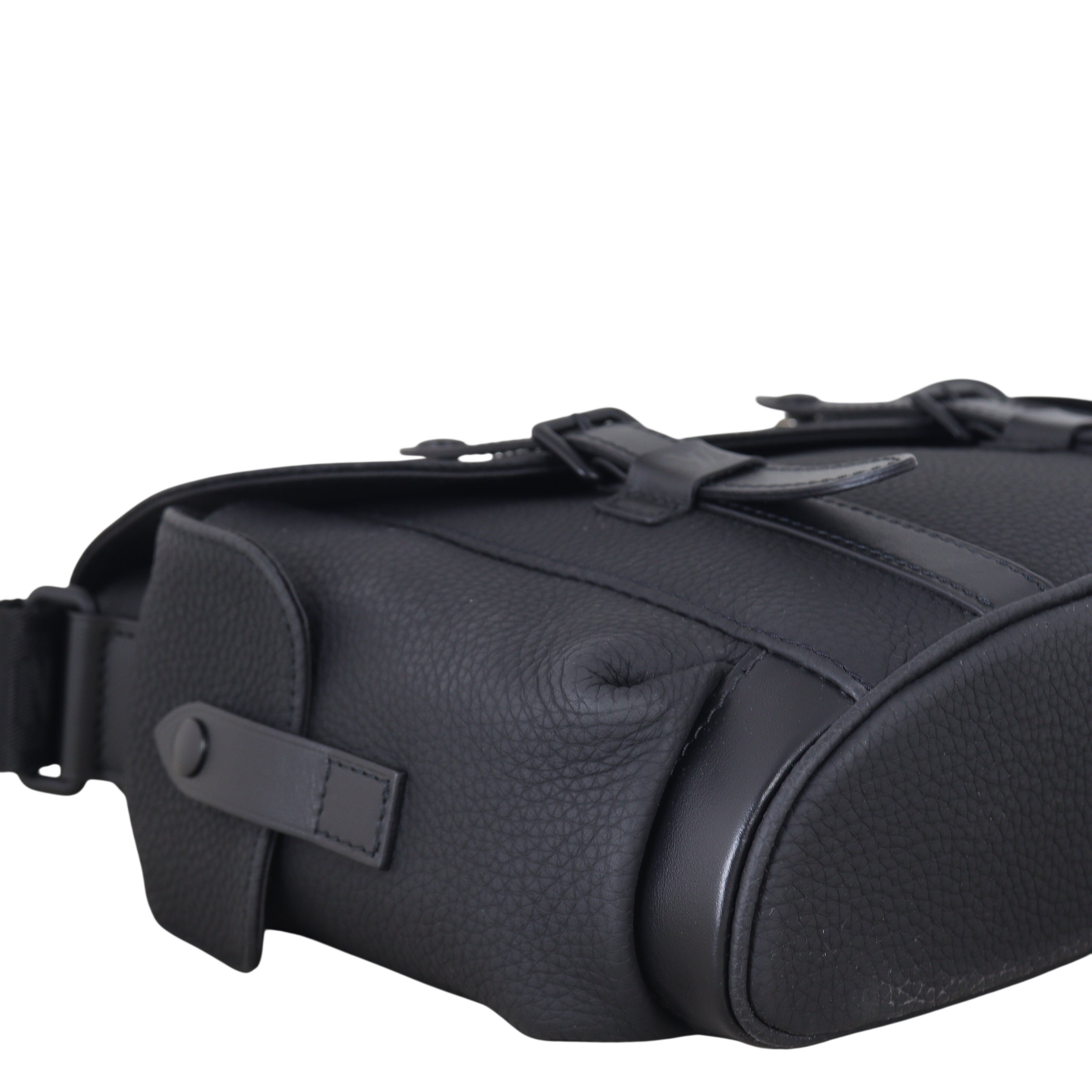 Louis Vuitton Christopher Messenger Taurillon