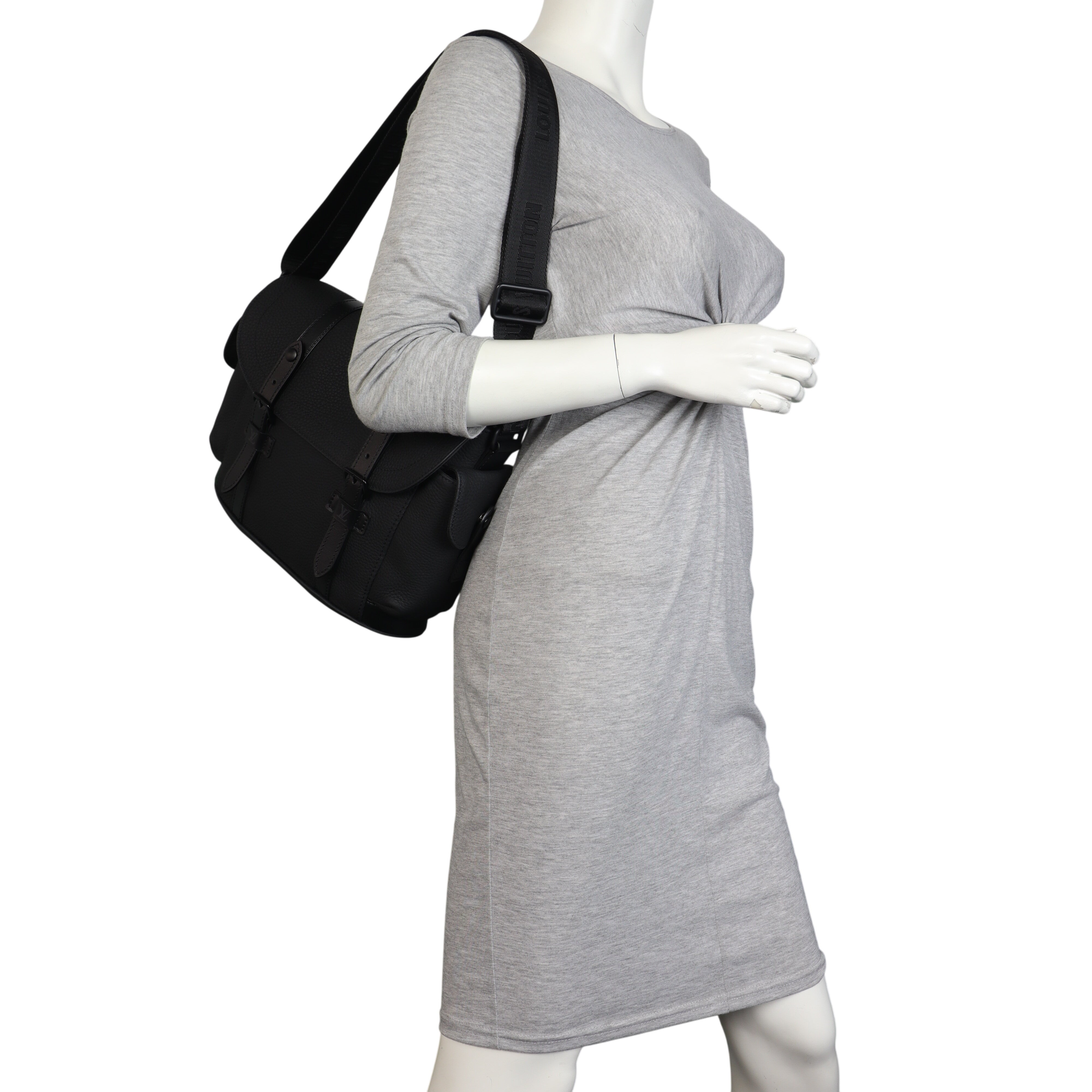 Louis Vuitton Christopher Messenger Taurillon