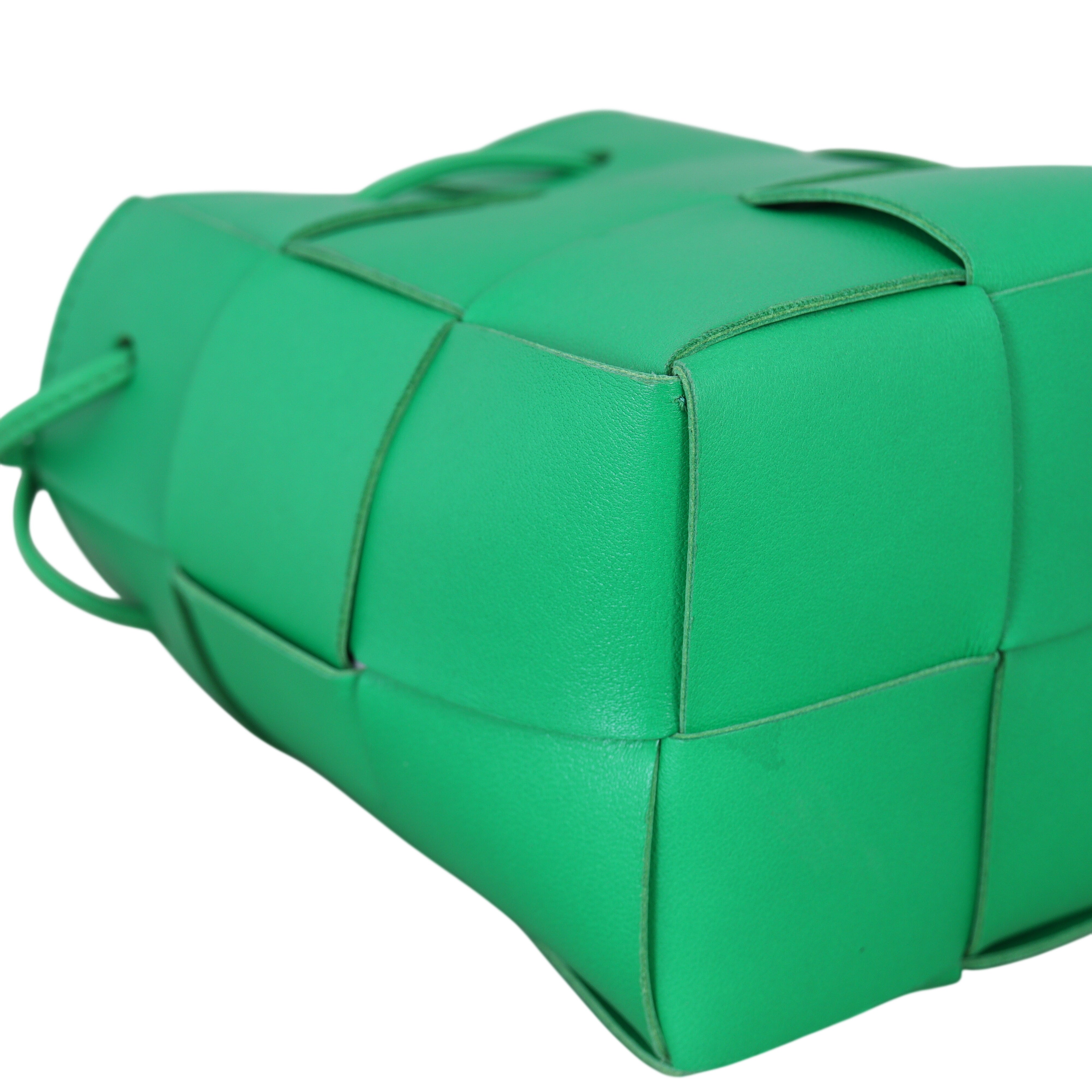 Bottega Veneta Cassette Bucket Bag Mini