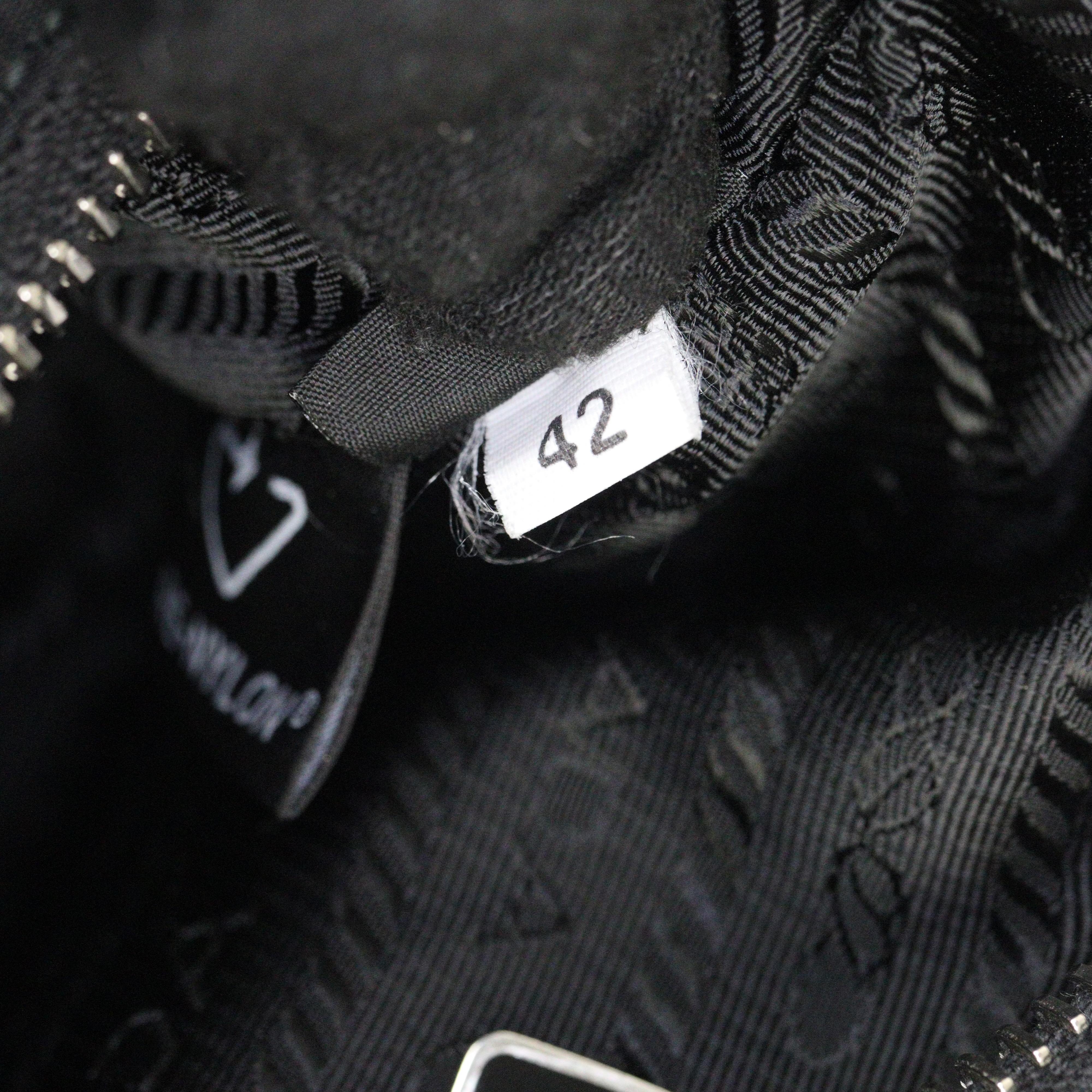 Prada Re-Edition 2005 Tessuto Mini Bag