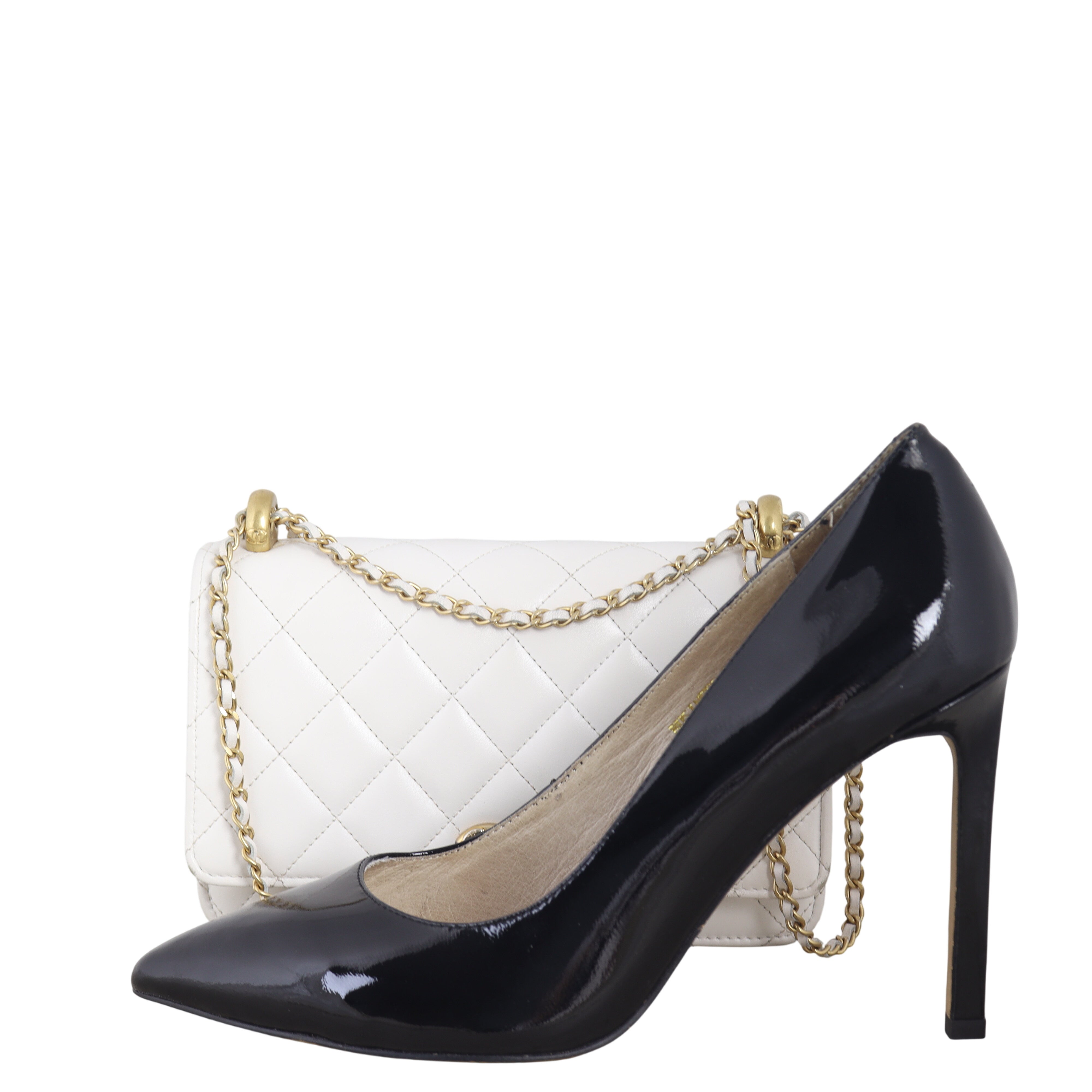 Chanel Perfect Fit Wallet on Chain