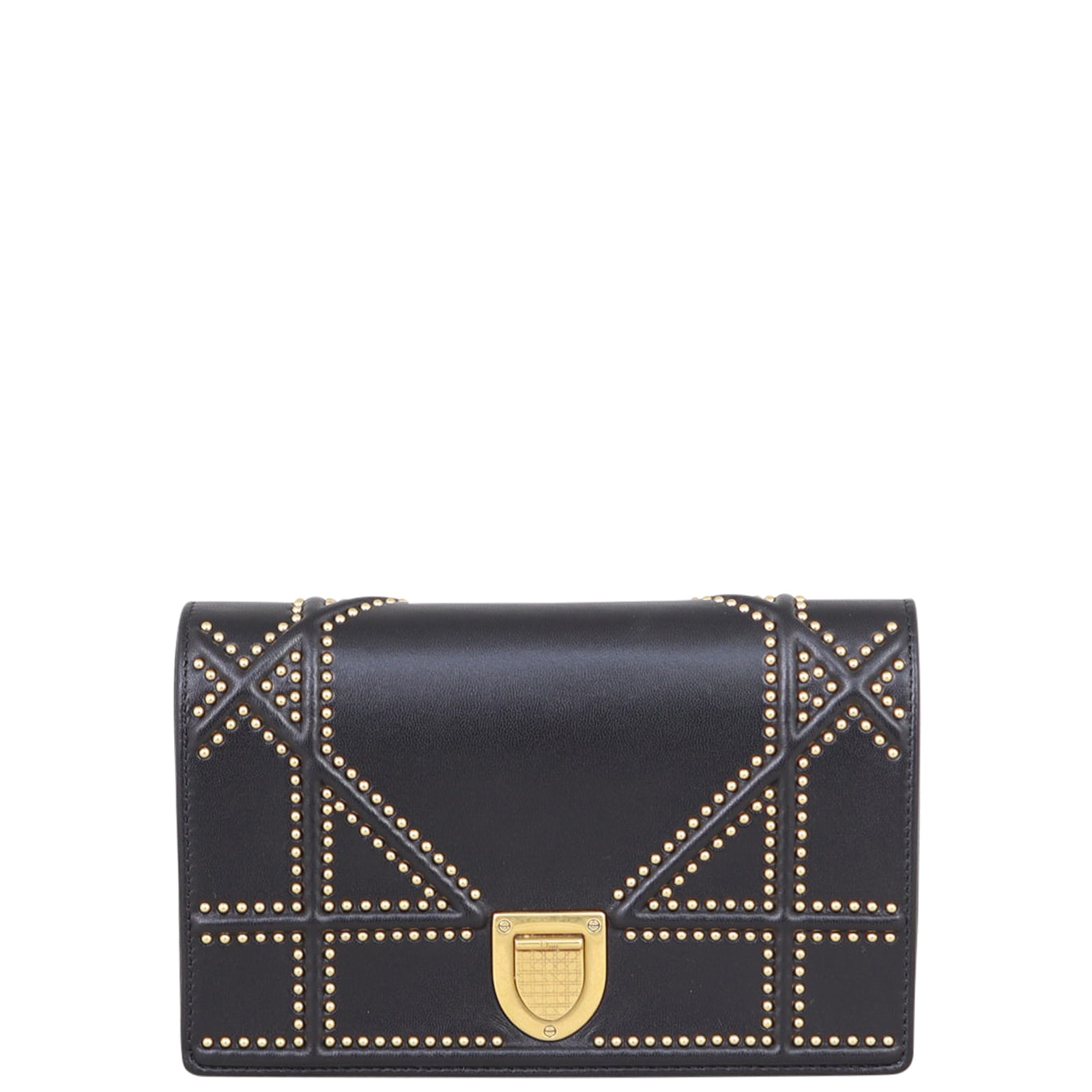 Dior Diorama Wallet on Chain Front