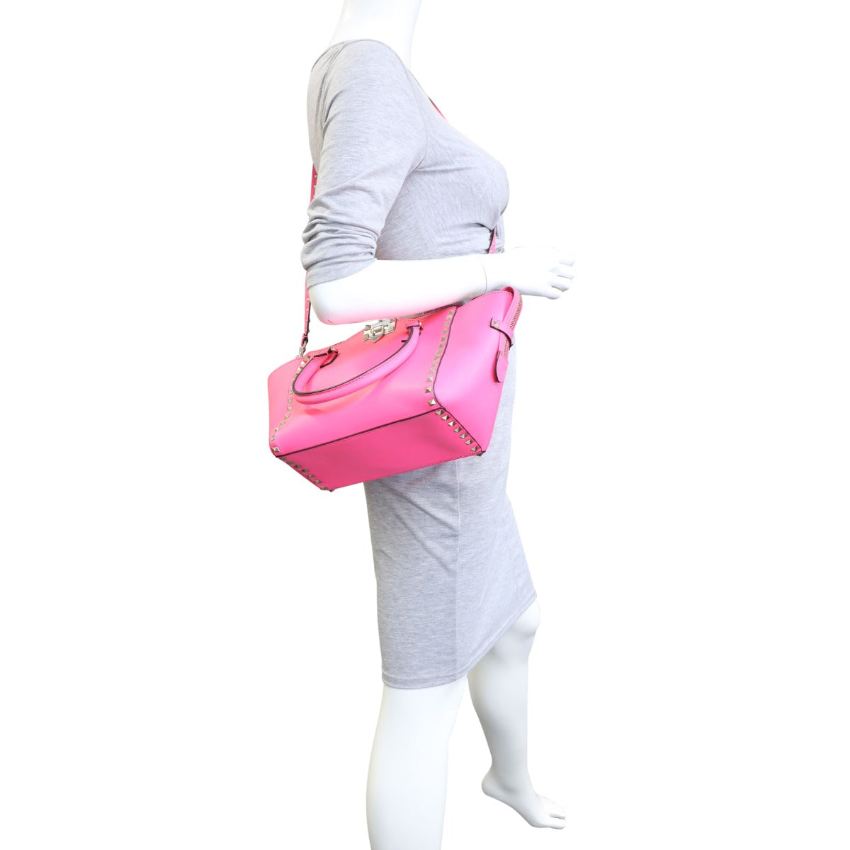 Valentino Rockstud Pagoda Tote Mannequin
