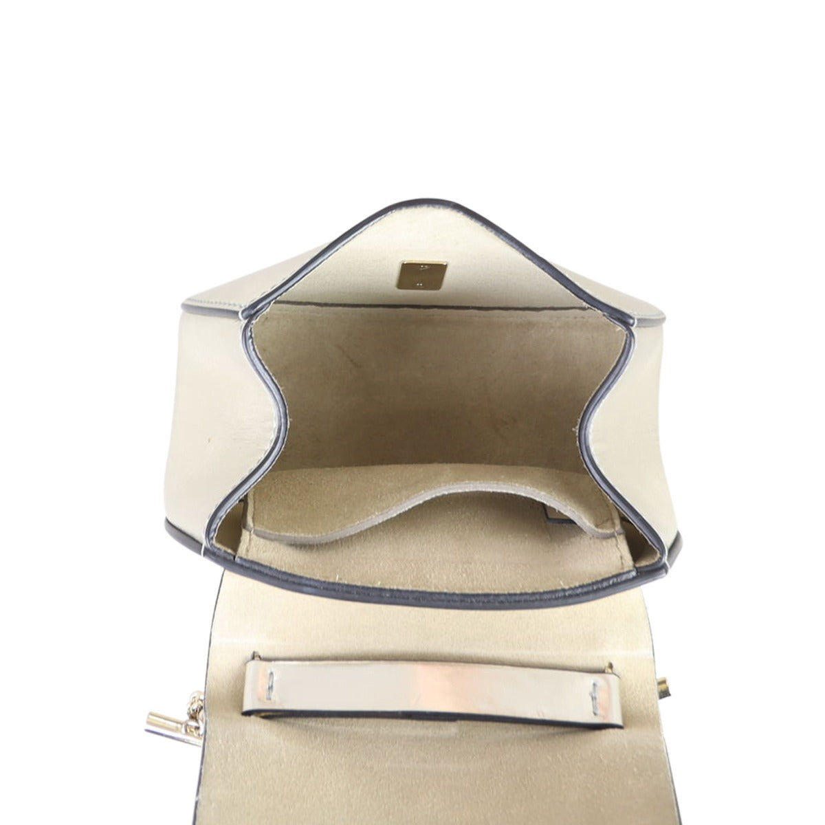 Chloe Drew Nano Whole interior
