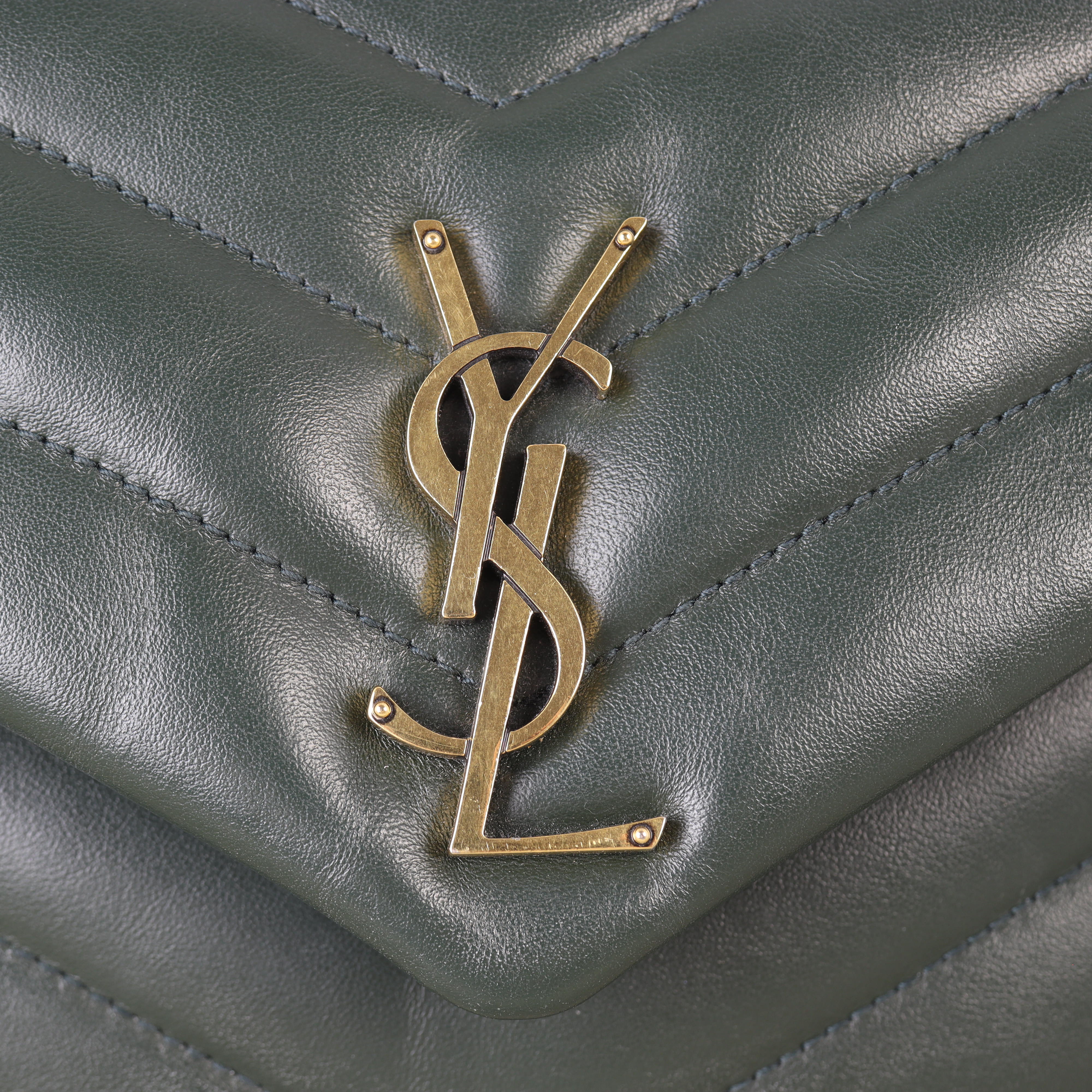 Saint Laurent Loulou Small