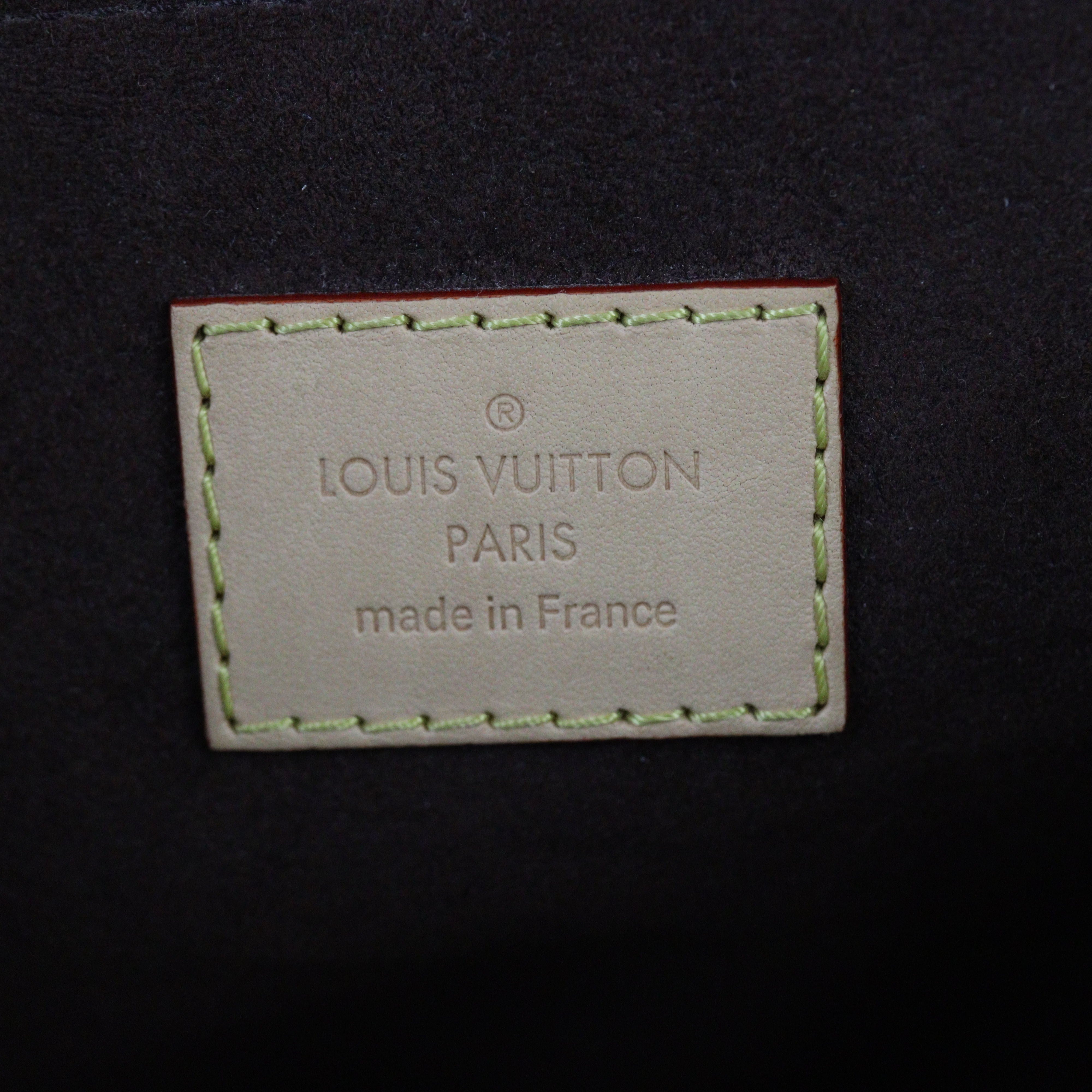 Louis Vuitton Pochette Metis Monogram