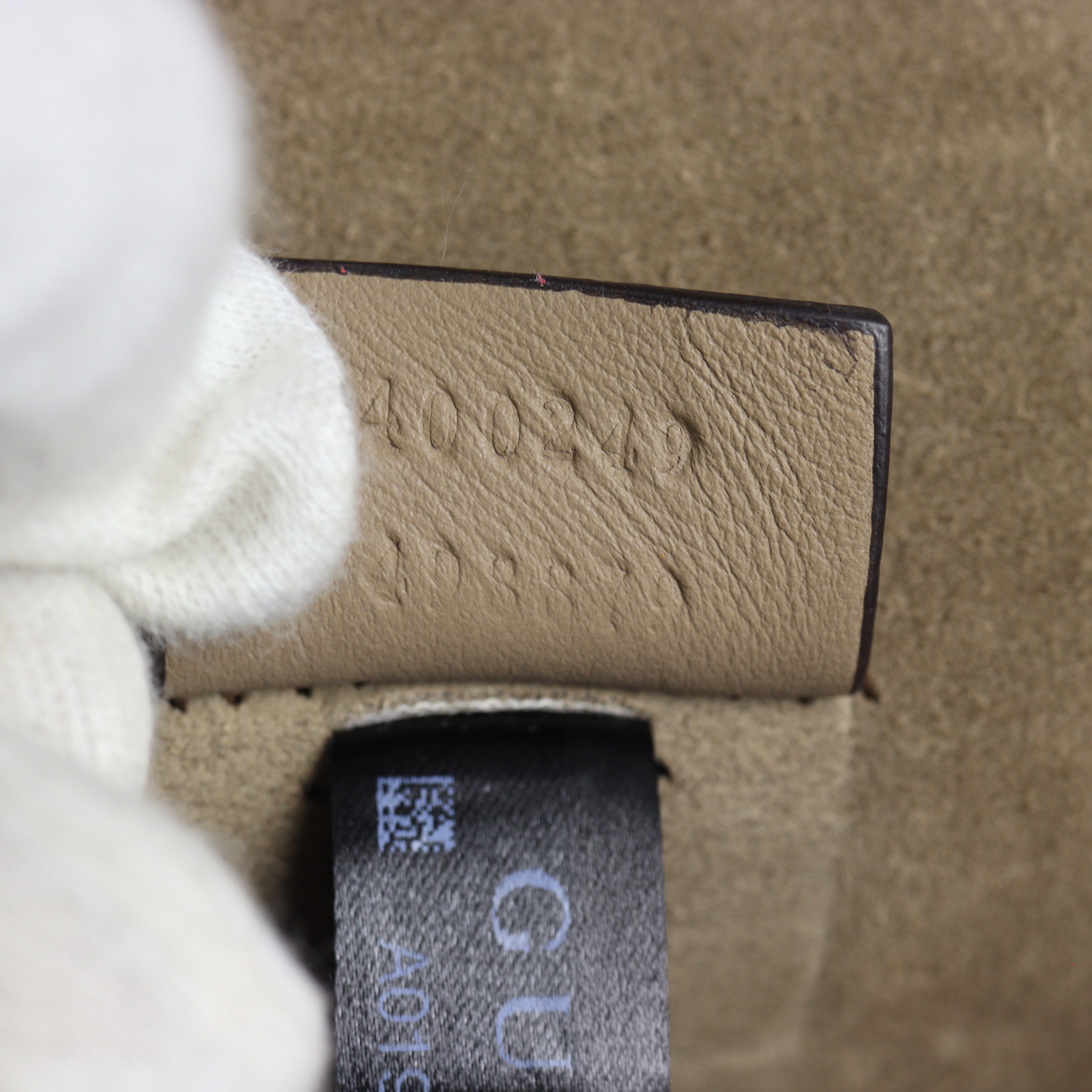 Gucci Dionysus GG Supreme Small Shoulder Bag