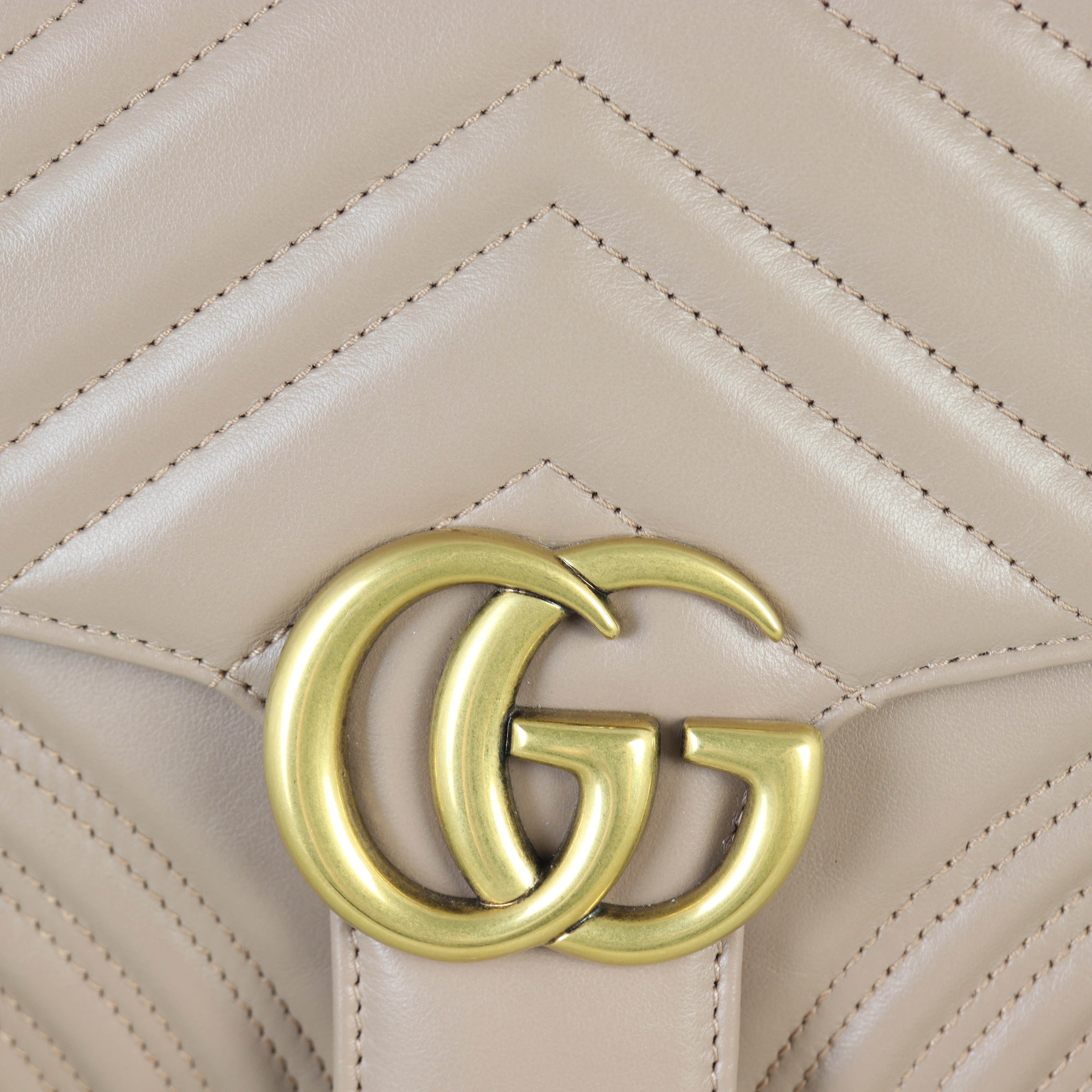 Gucci GG Marmont Top Handle Bag Small