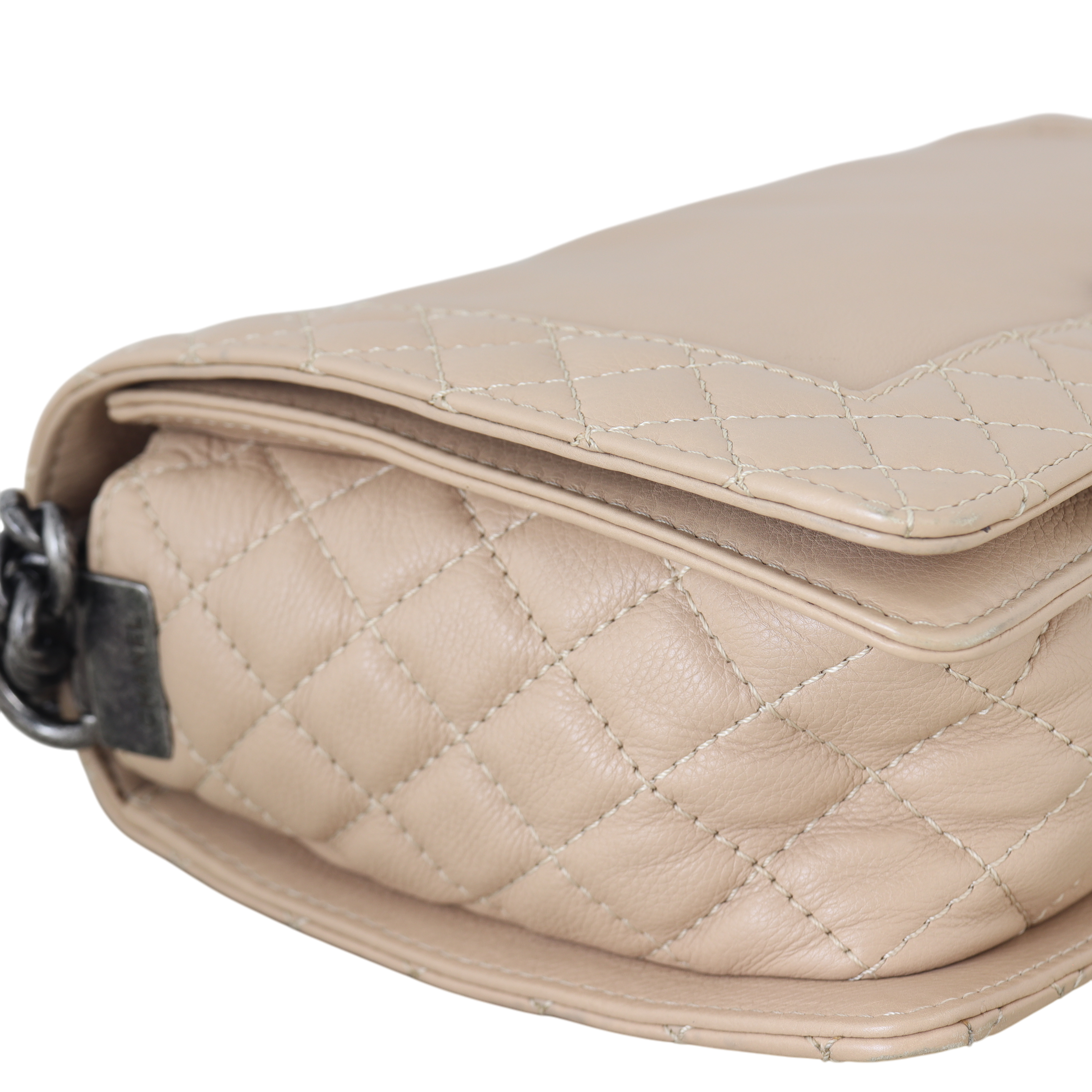 Chanel Boy Reverso New Medium