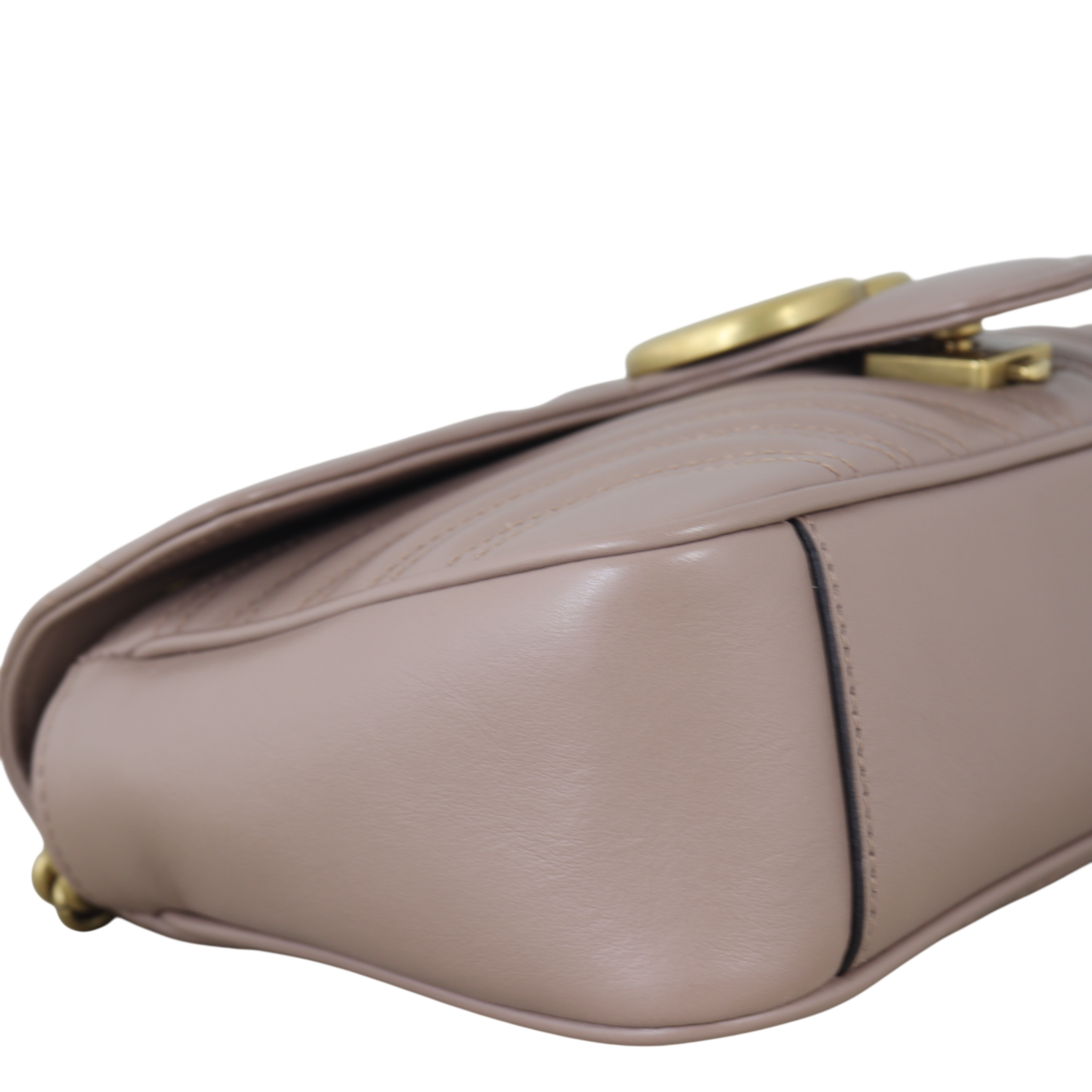 Gucci GG Marmont Matelasse Medium Shoulder Bag