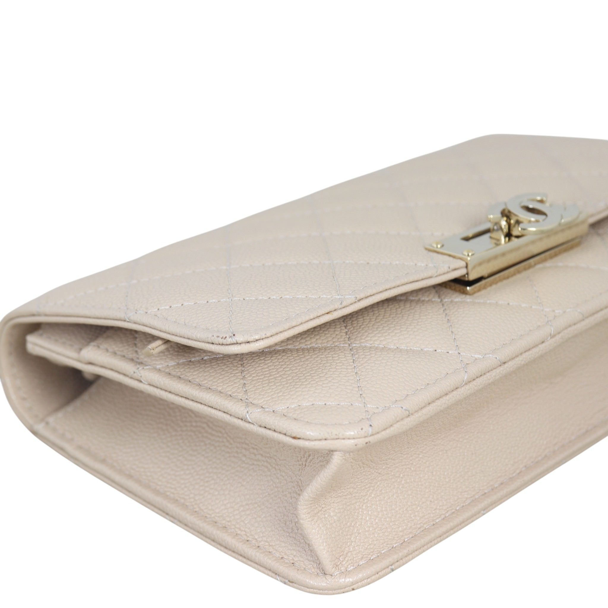 Chanel Golden Class Wallet on Chain