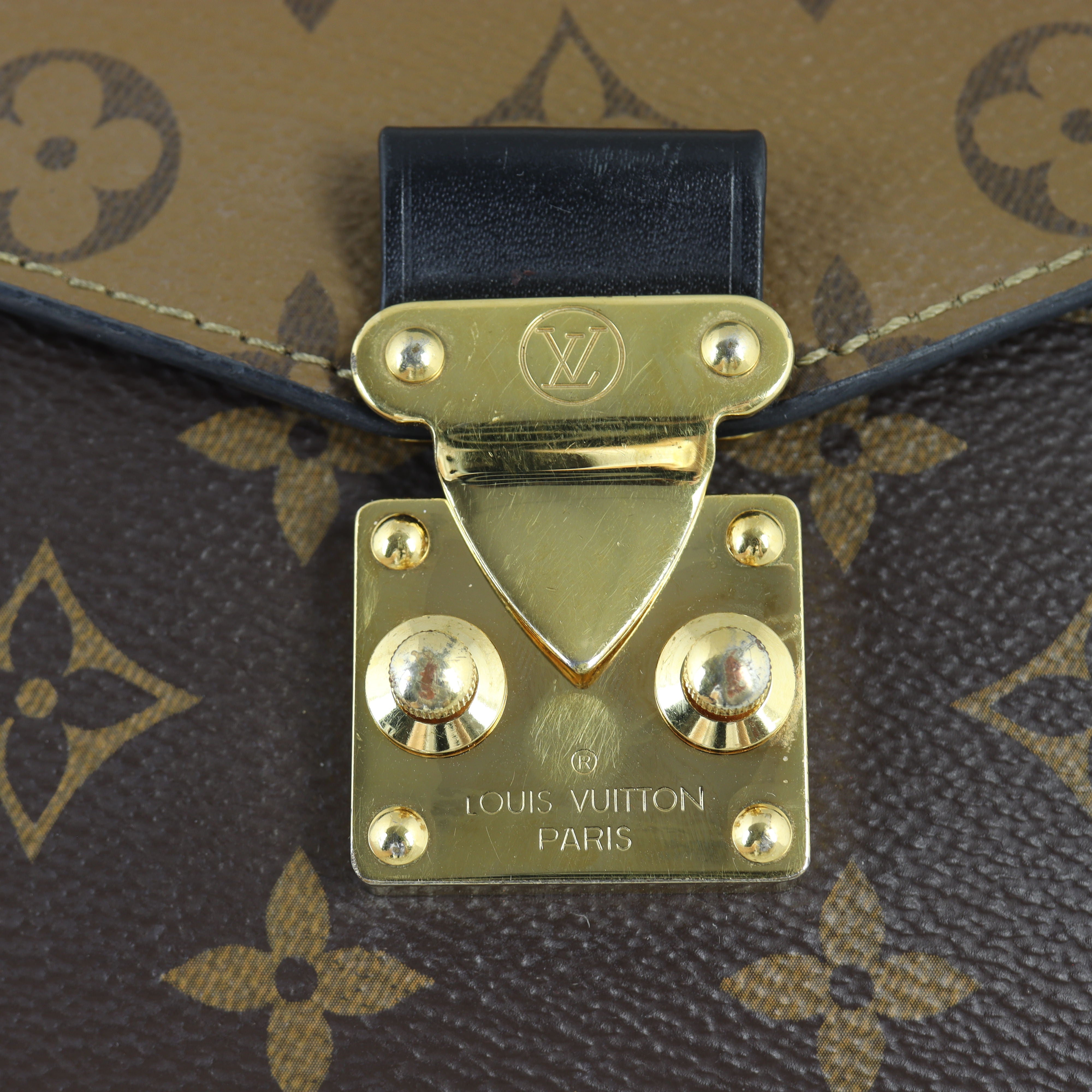 Louis Vuitton Pochette Metis Monogram Reverse