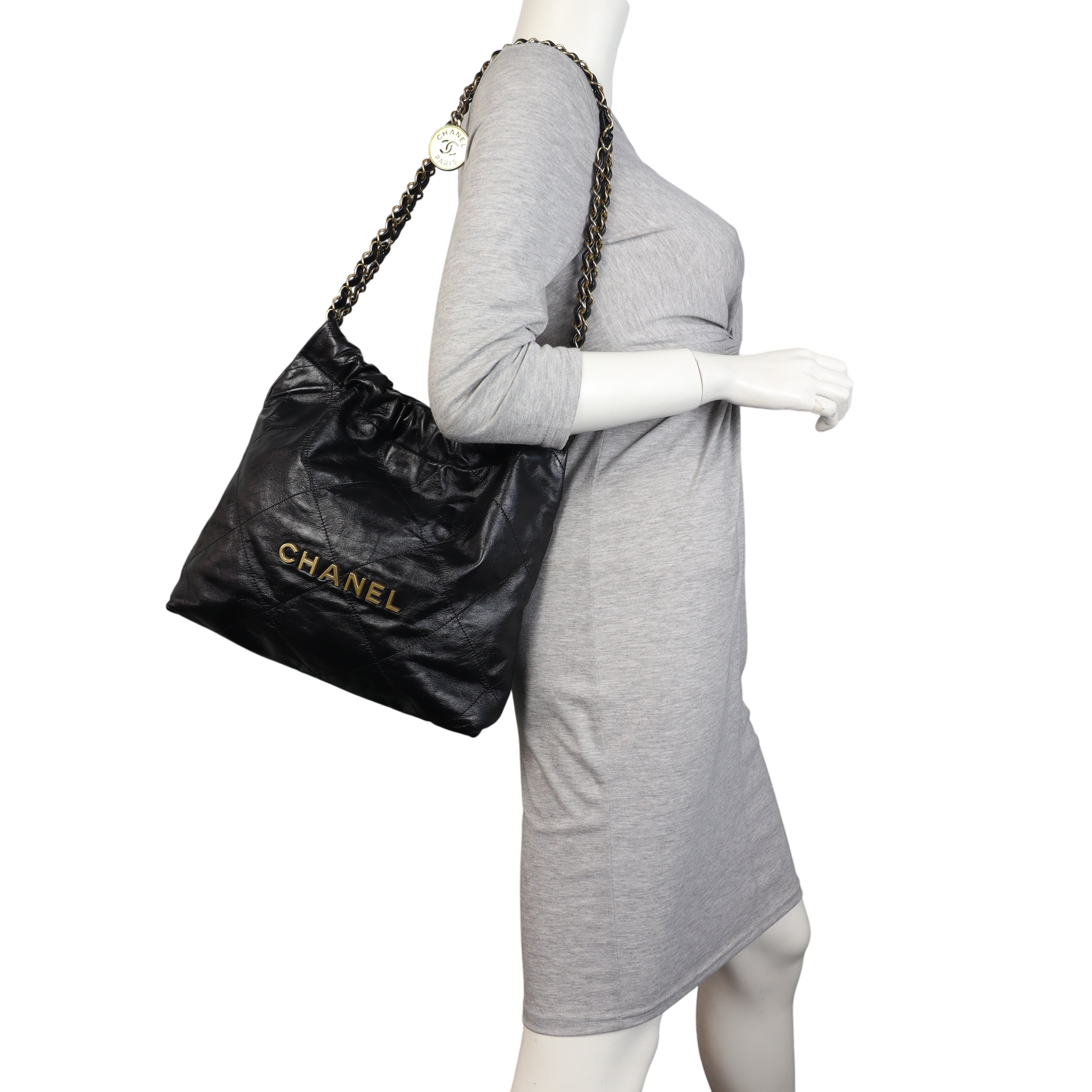 Chanel 22 Hobo Small