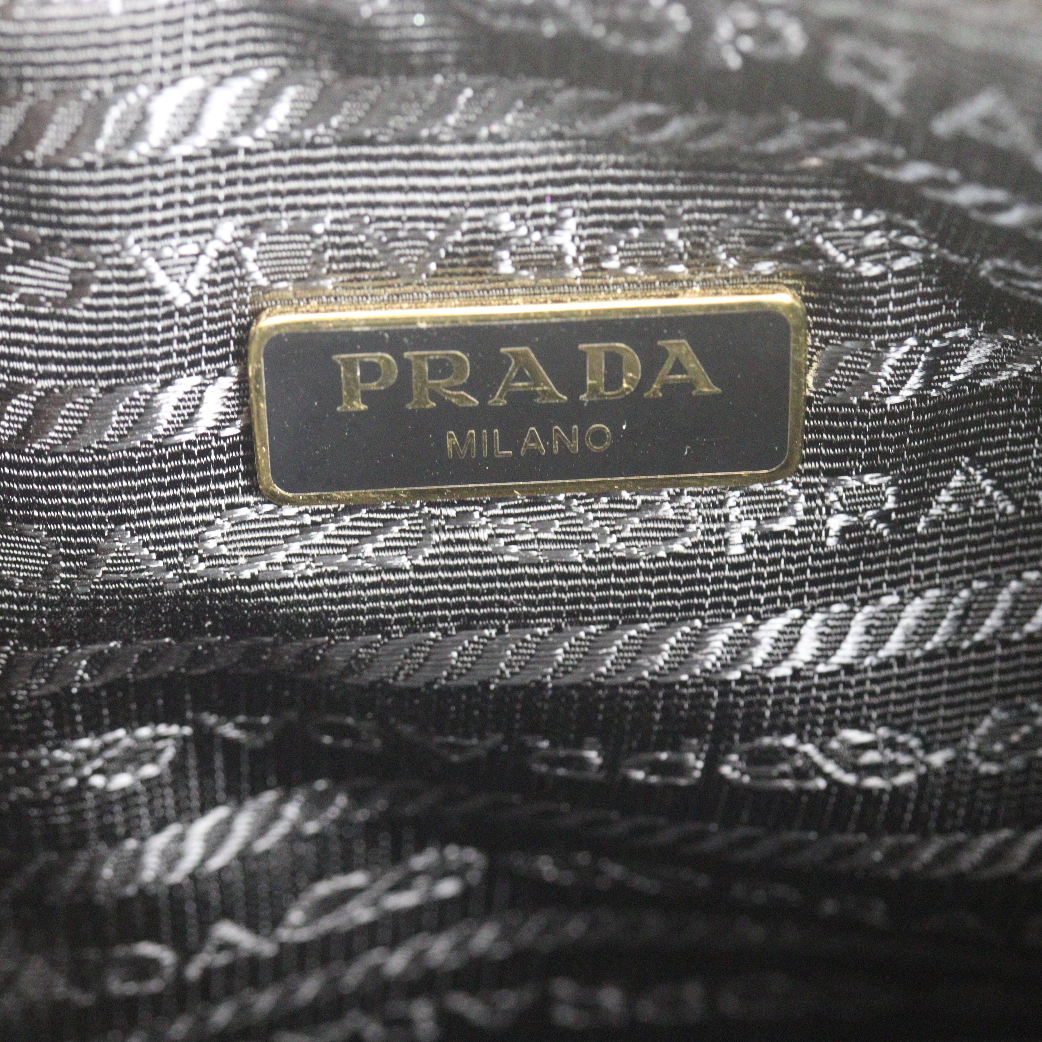 Prada Re-Edition 2005 Crochet Raffia Shoulder Bag