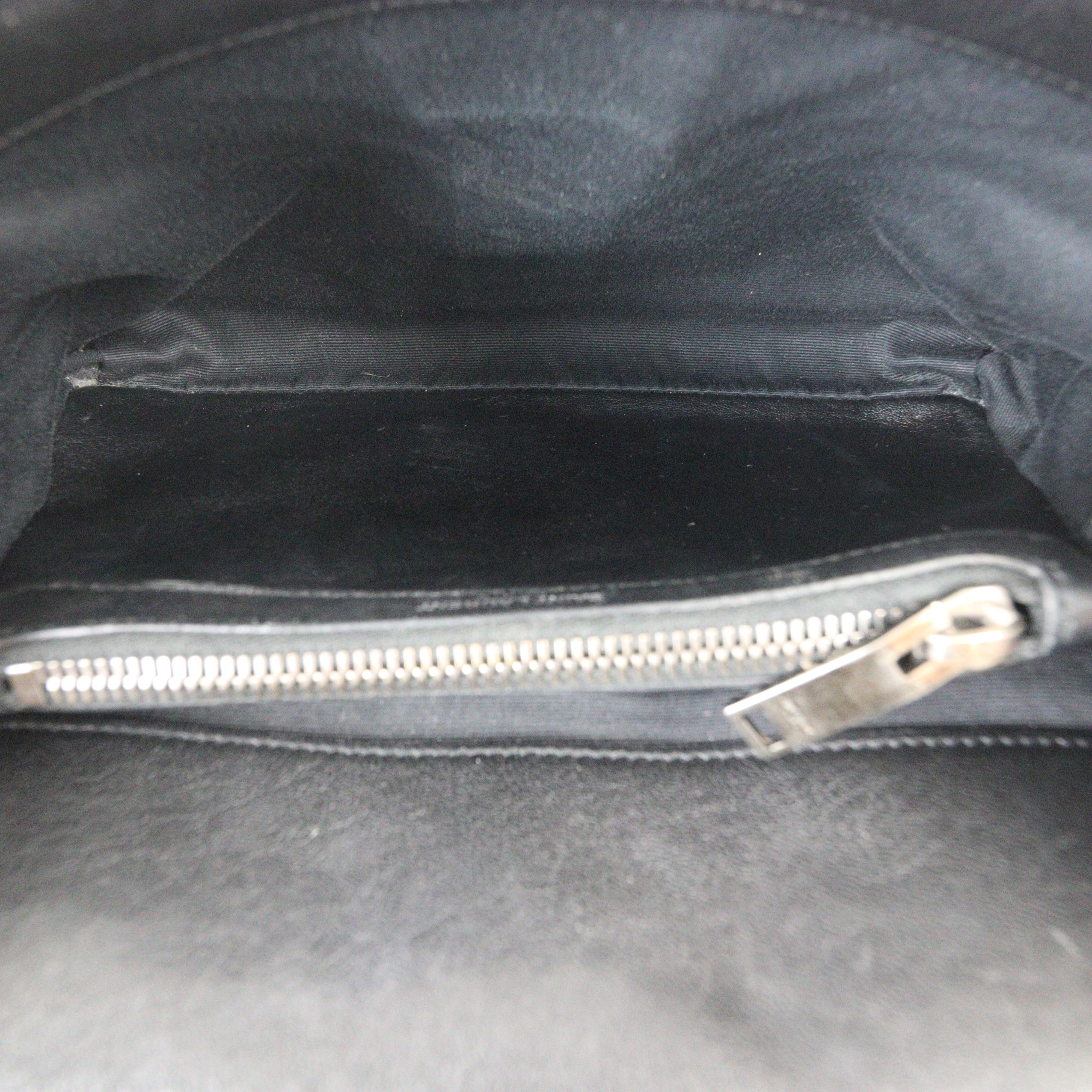 Saint Laurent College Medium