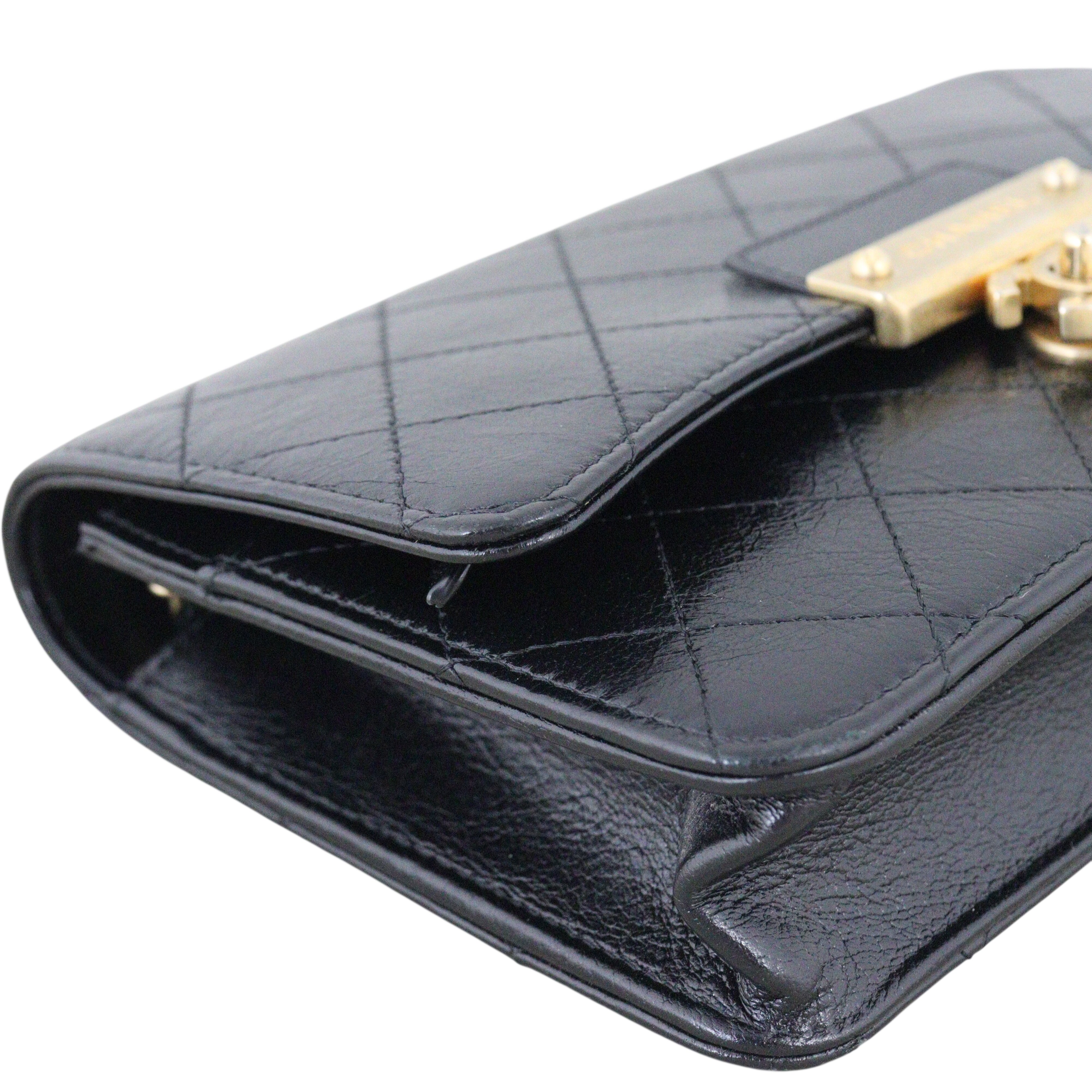 Chanel Golden Class Wallet on Chain