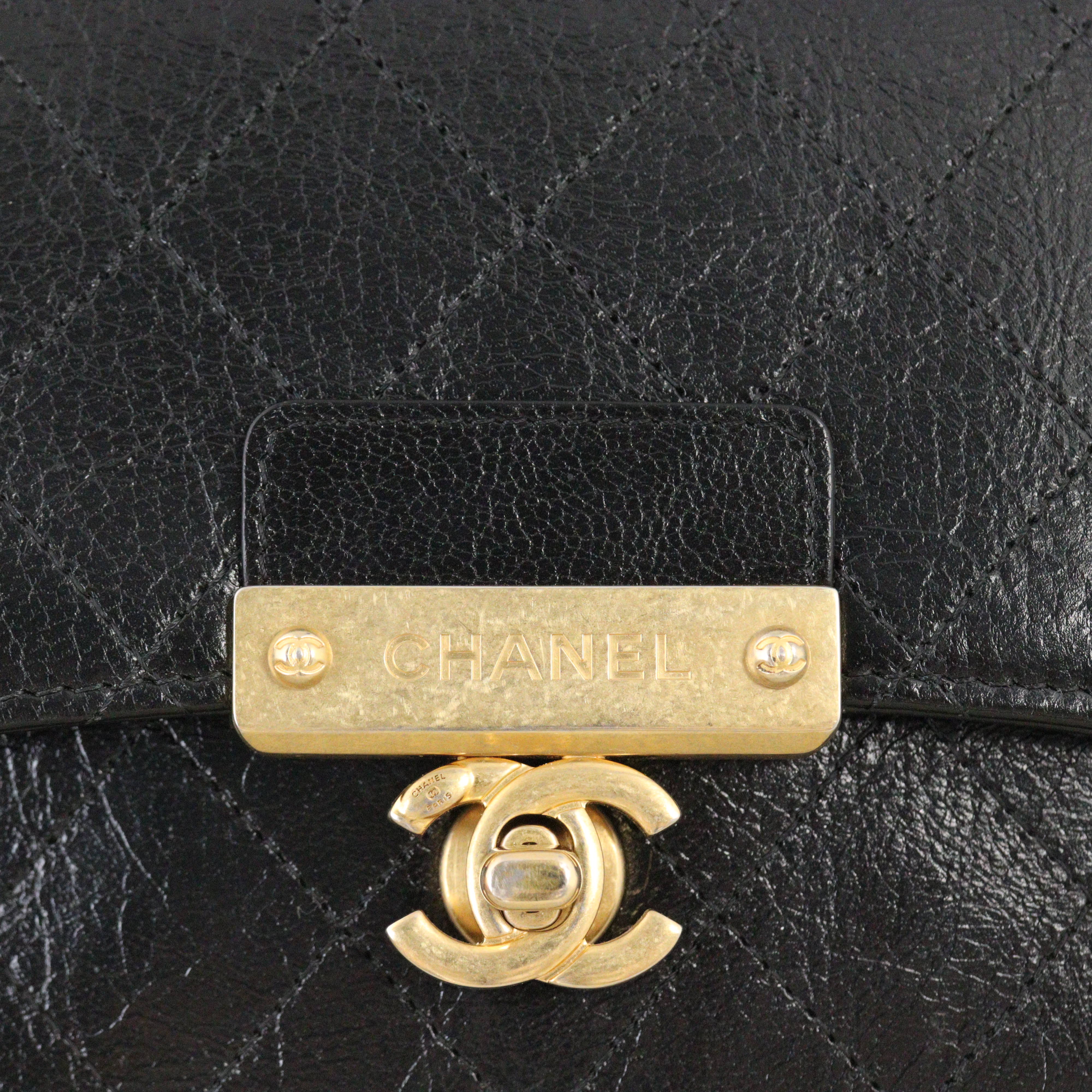 Chanel Golden Class Wallet on Chain