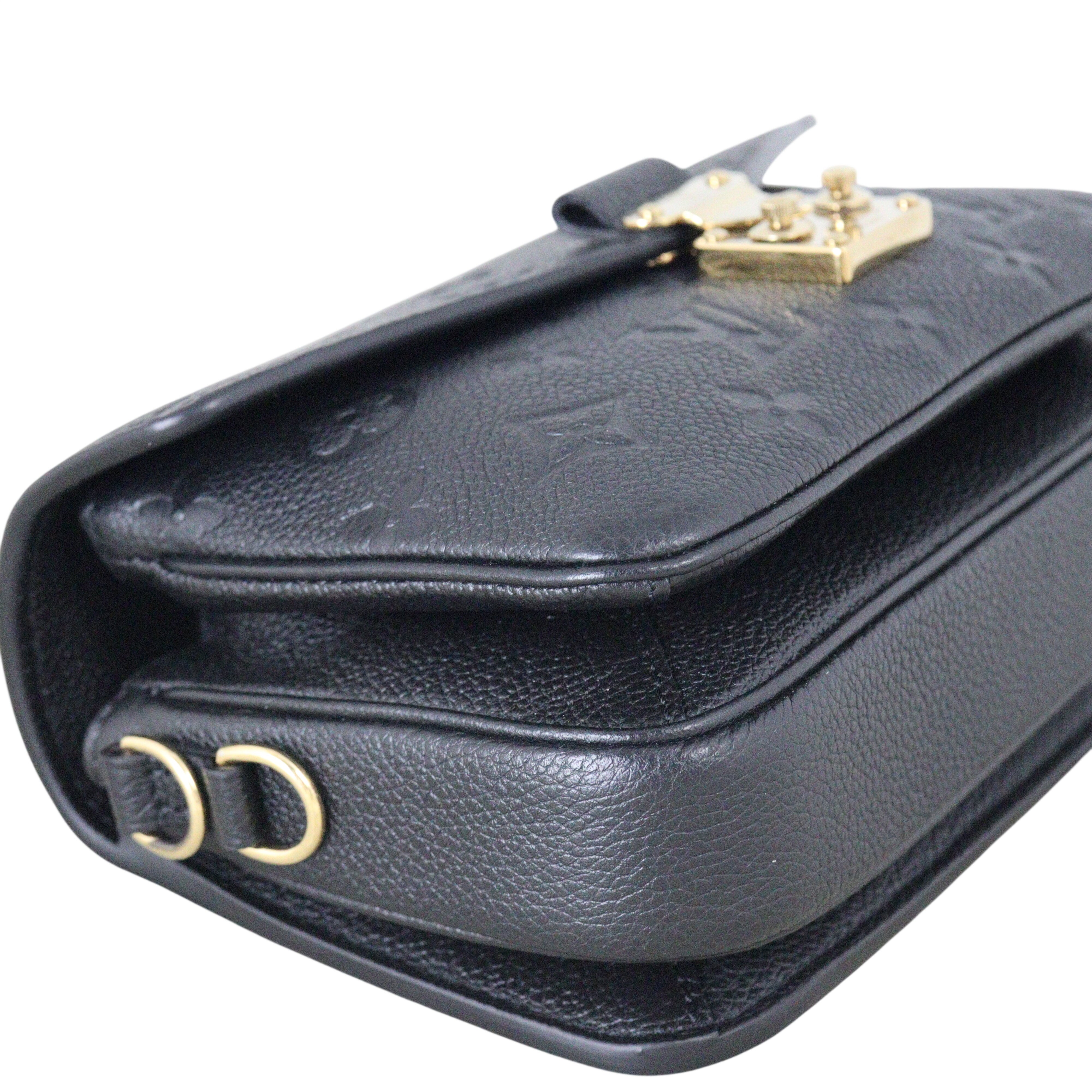 Louis Vuitton Pochette Metis East West Monogram Empreinte