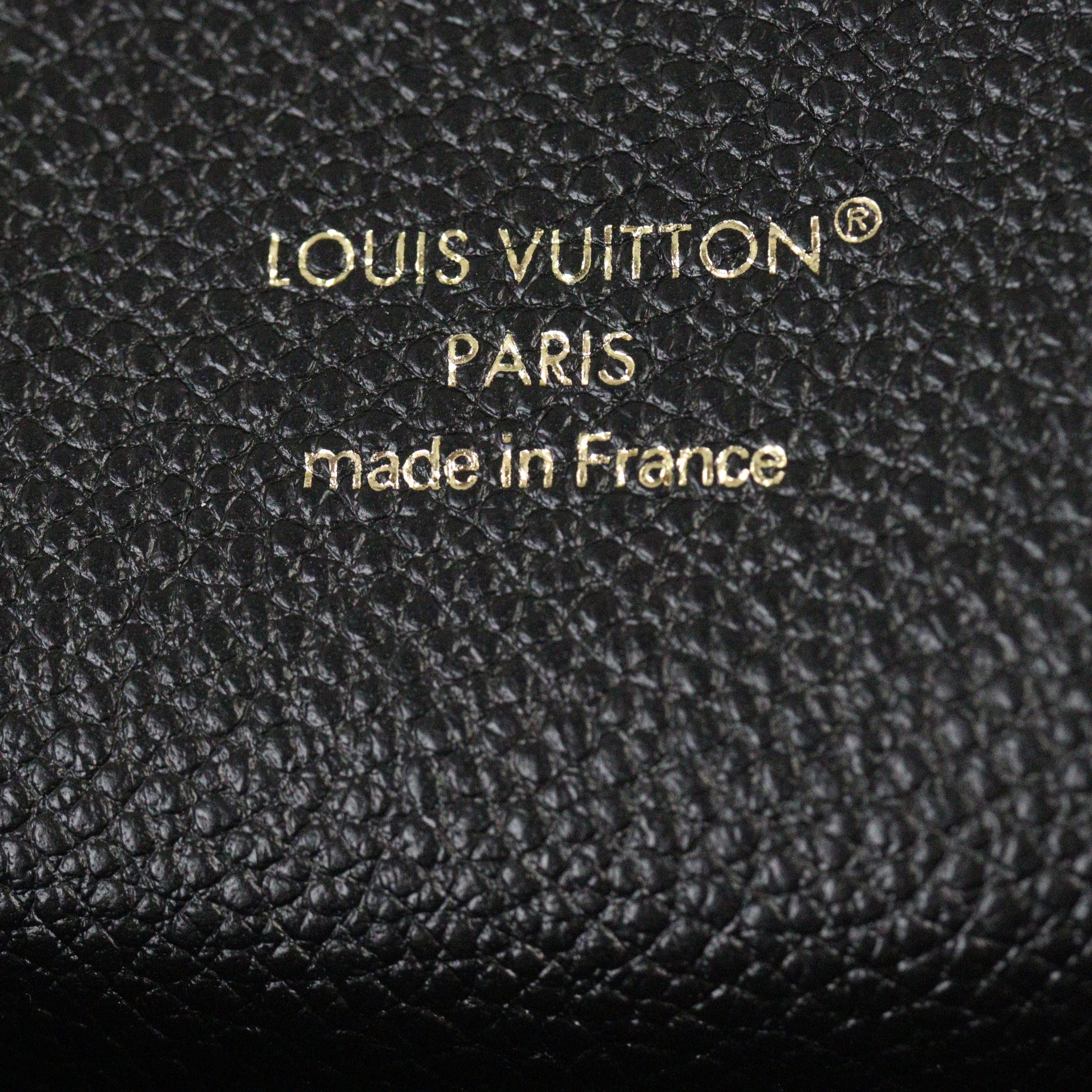 Louis Vuitton Pochette Metis East West Monogram Empreinte