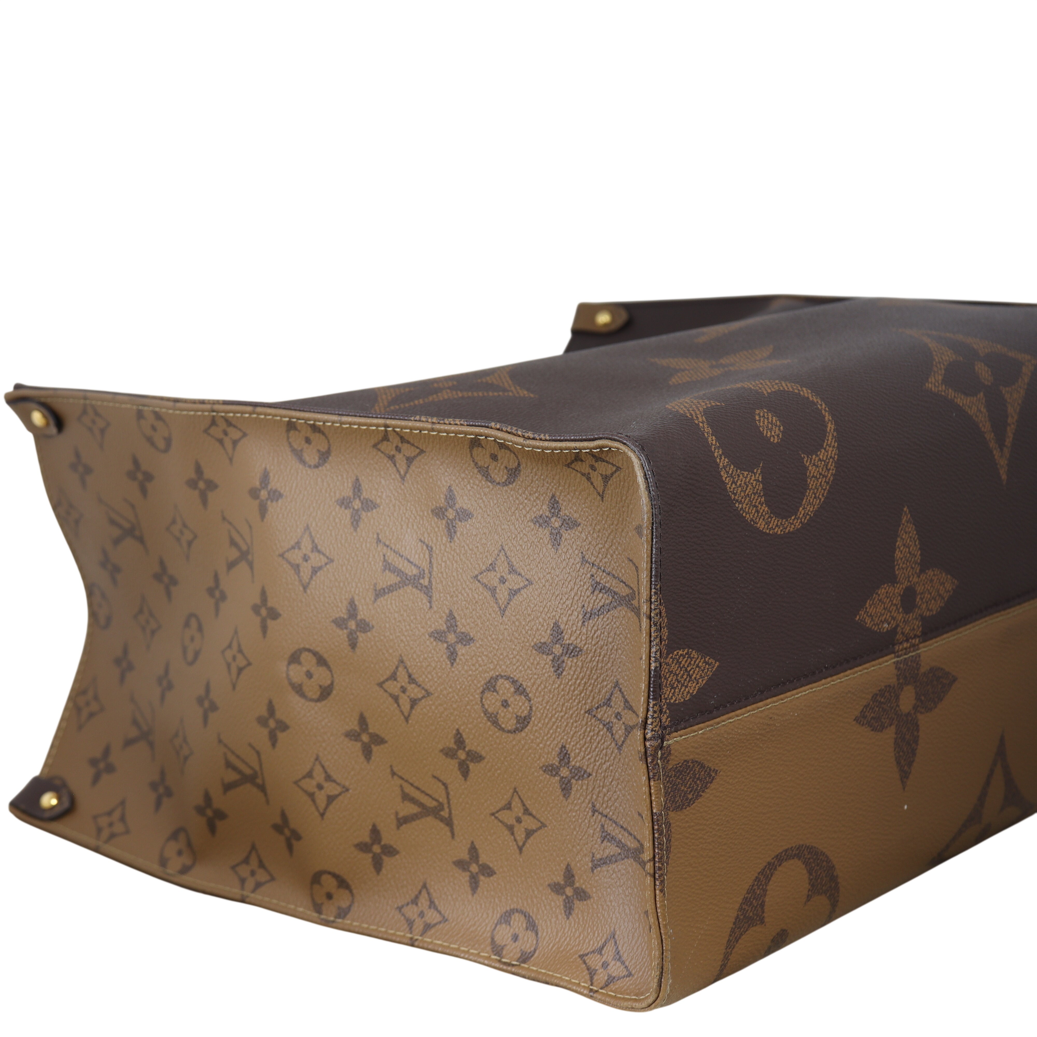 Louis Vuitton OnTheGo GM Monogram Giant Reverse