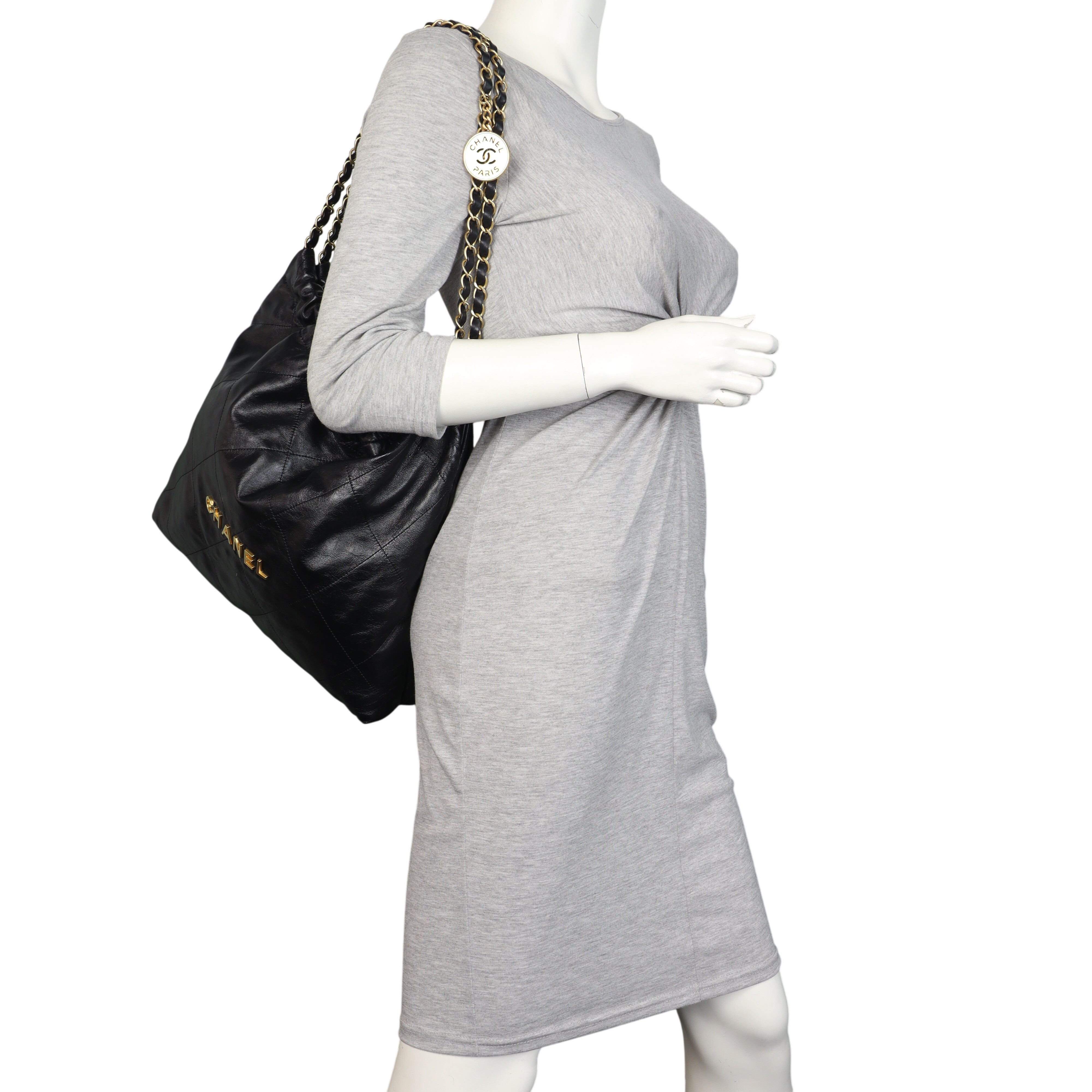 Chanel 22 Hobo Medium