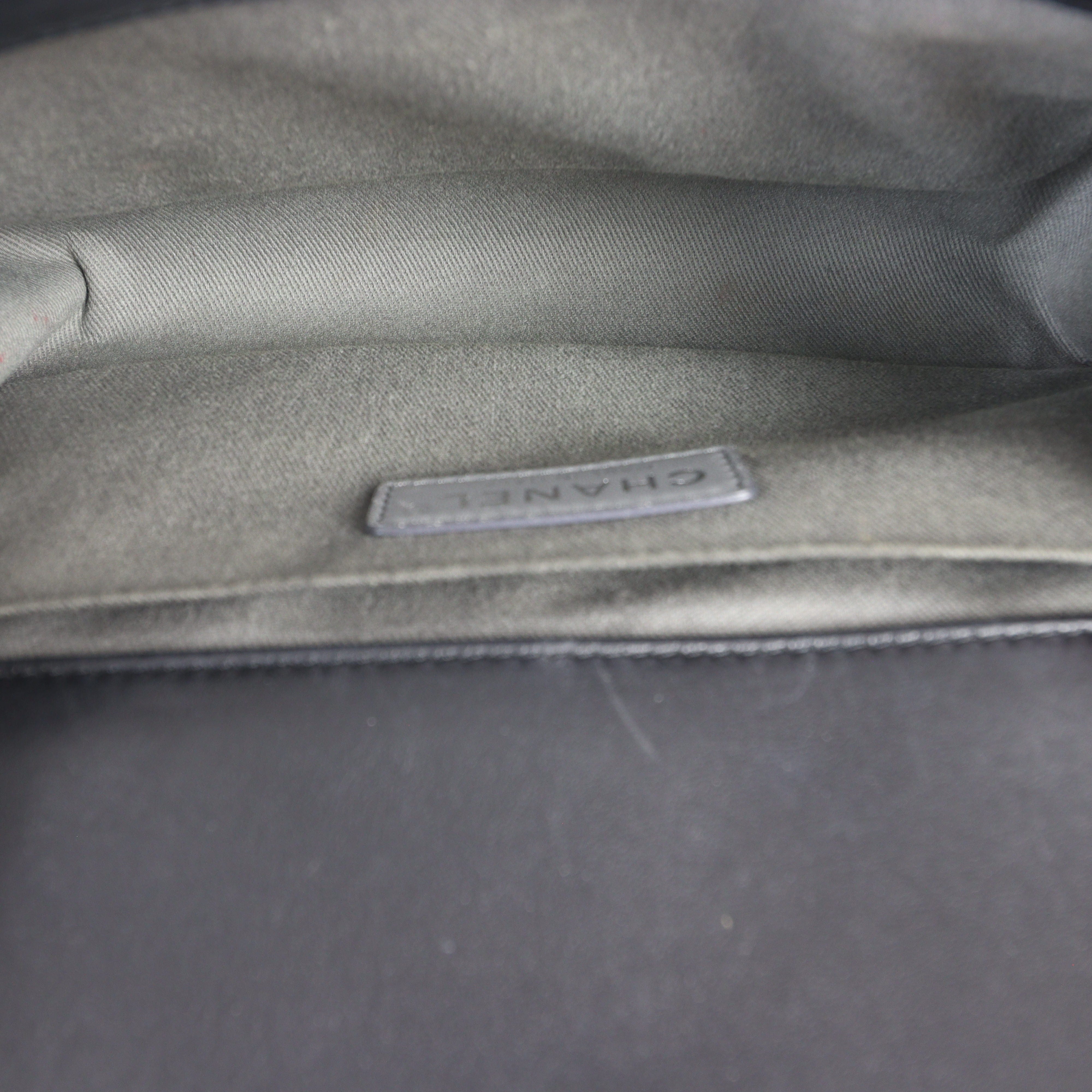 Chanel Boy Old Medium