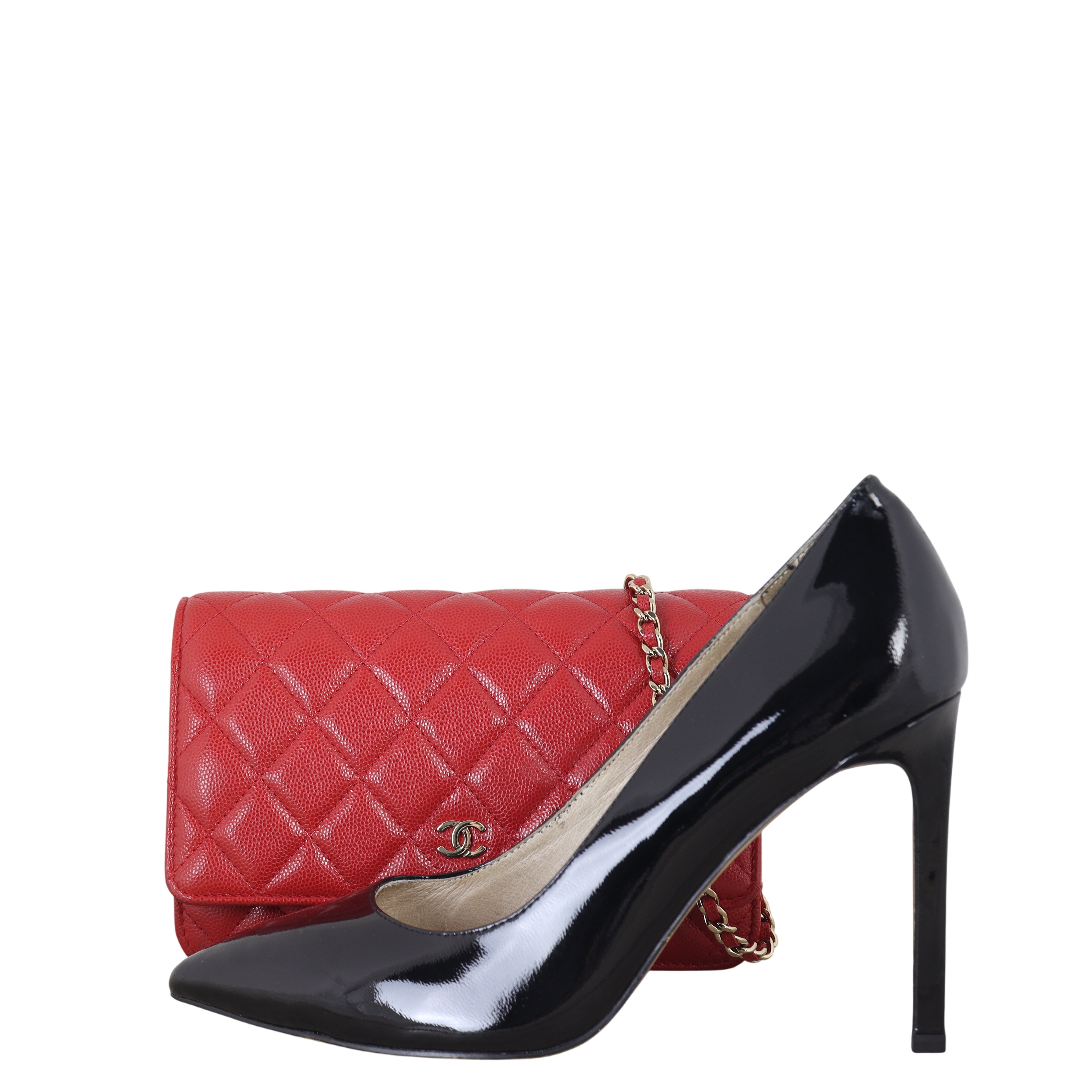 Chanel Classic Wallet on Chain