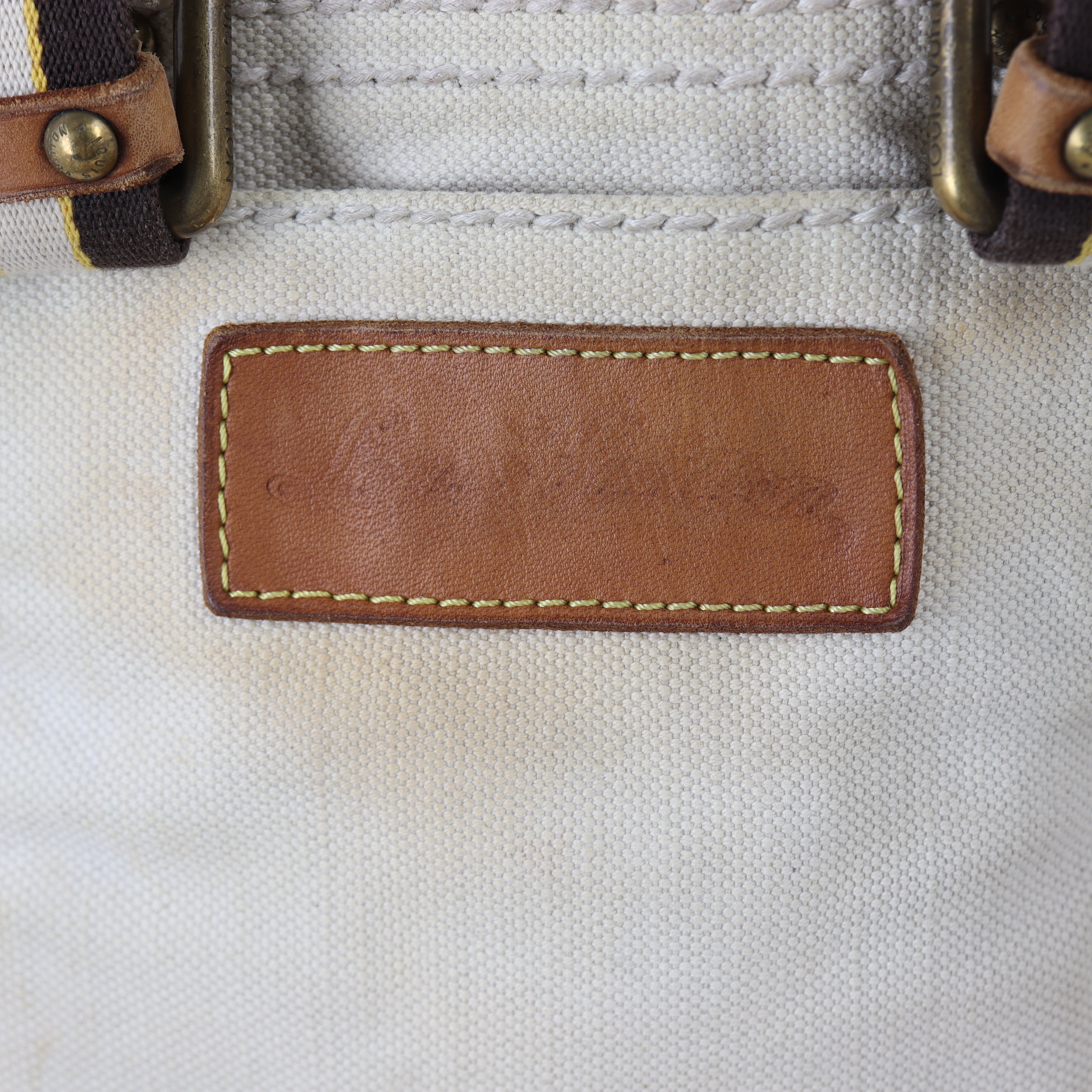 Louis Vuitton Globe PM Tote