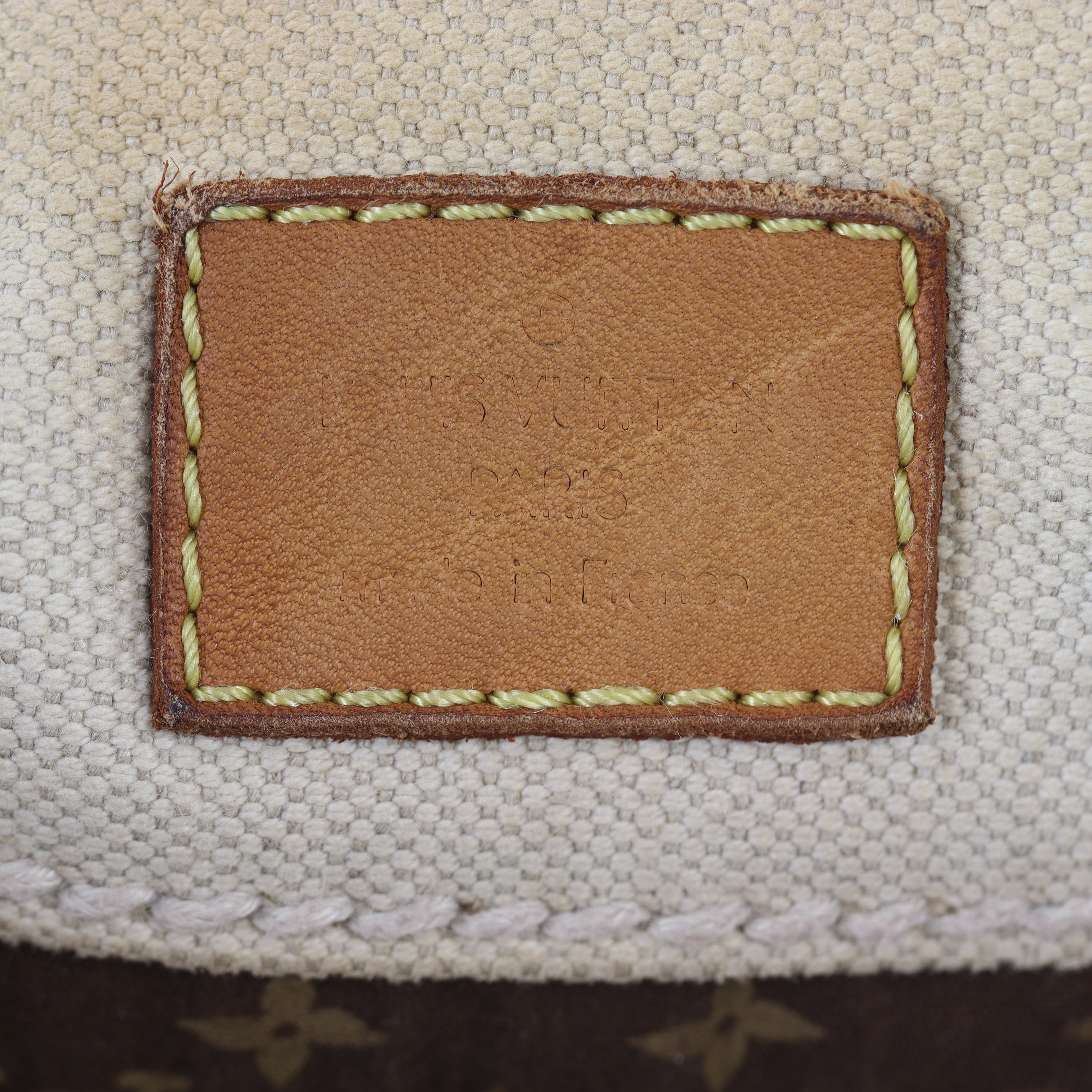 Louis Vuitton Globe PM Tote